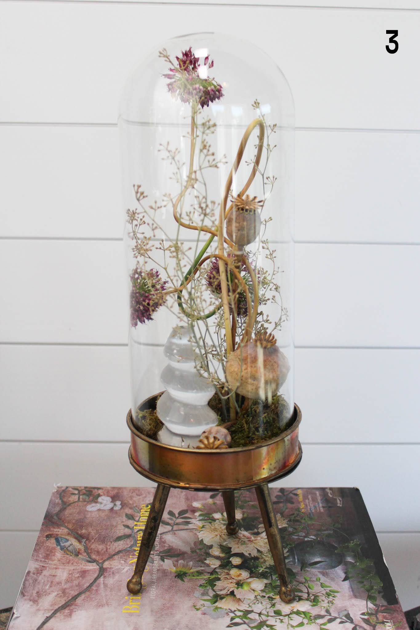 Le Cloche Le Cloche - This little world stands alone in it's simple beauty and unique display.  *Request image number in notes upon checkout if preference is desired.*