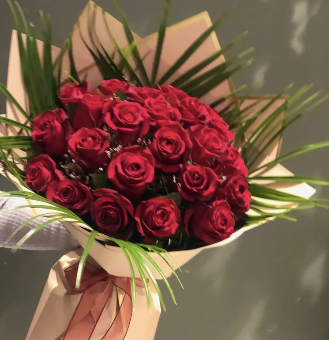 Show Your Love Hand Bouquet - 25ct -  your bouquet will have similar flowers, similar colors and similar theme :-)  if youd like to customize your rose color or wrapping color please give us a call and we will give you alot more options over the phone! 937-567-2156 Note: Hand bouquets do not include a vase.