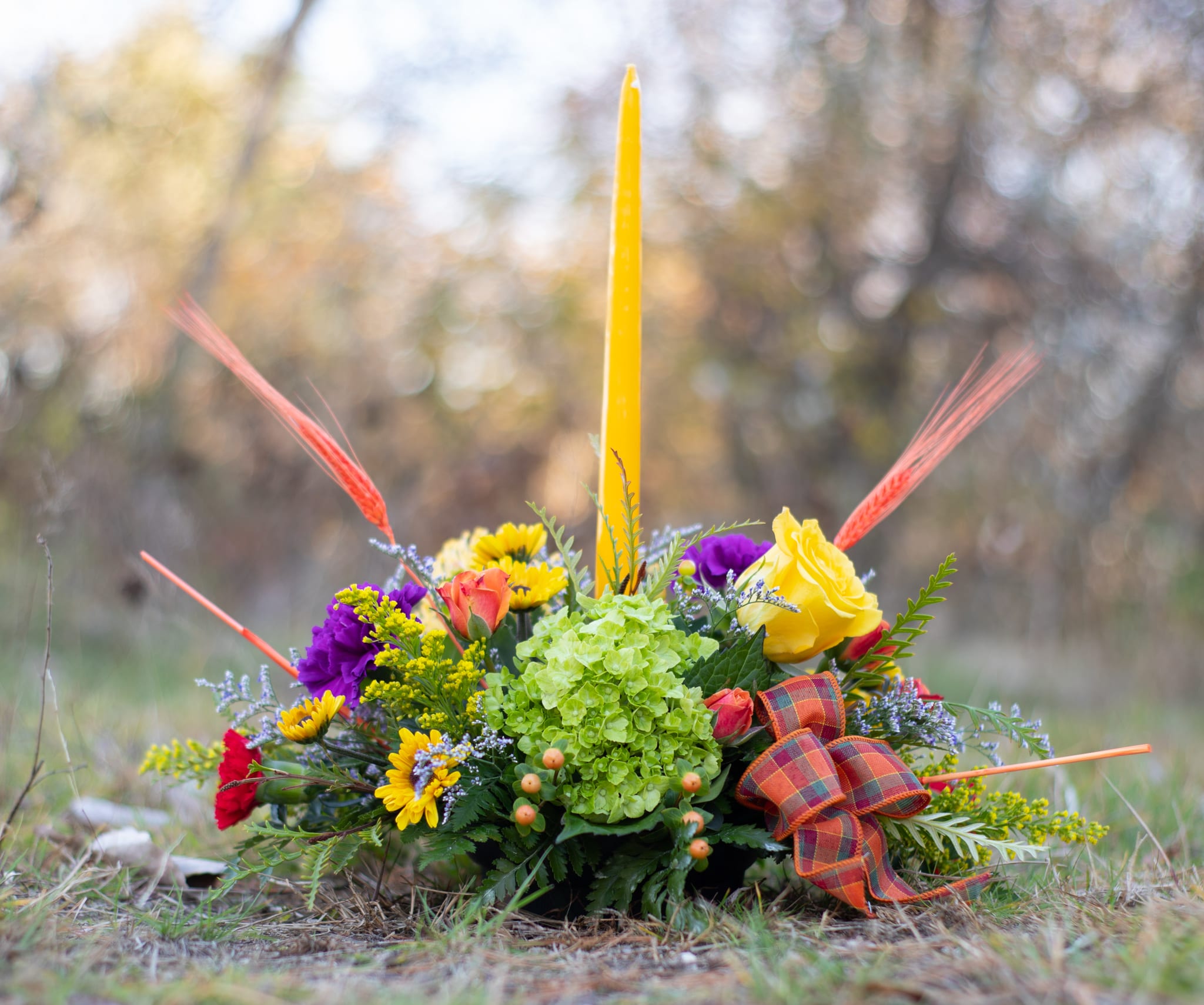 Family Time Centerpiece 1 Candle - Perfect centerpiece for your family's dinner table this Thanksgiving! Long burning candle centerpieces are festive and elegant.
