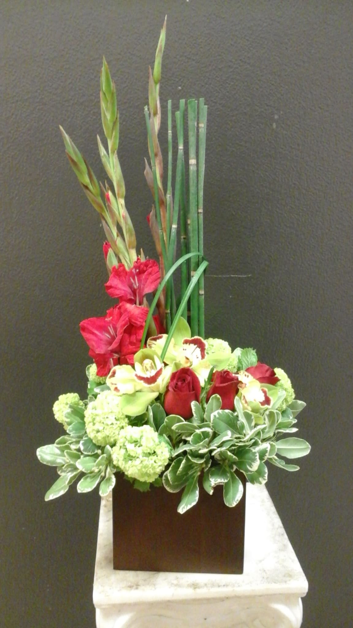 zen 1 - This arrangement make from red glad , green hydrangea , roses and horse tail 
