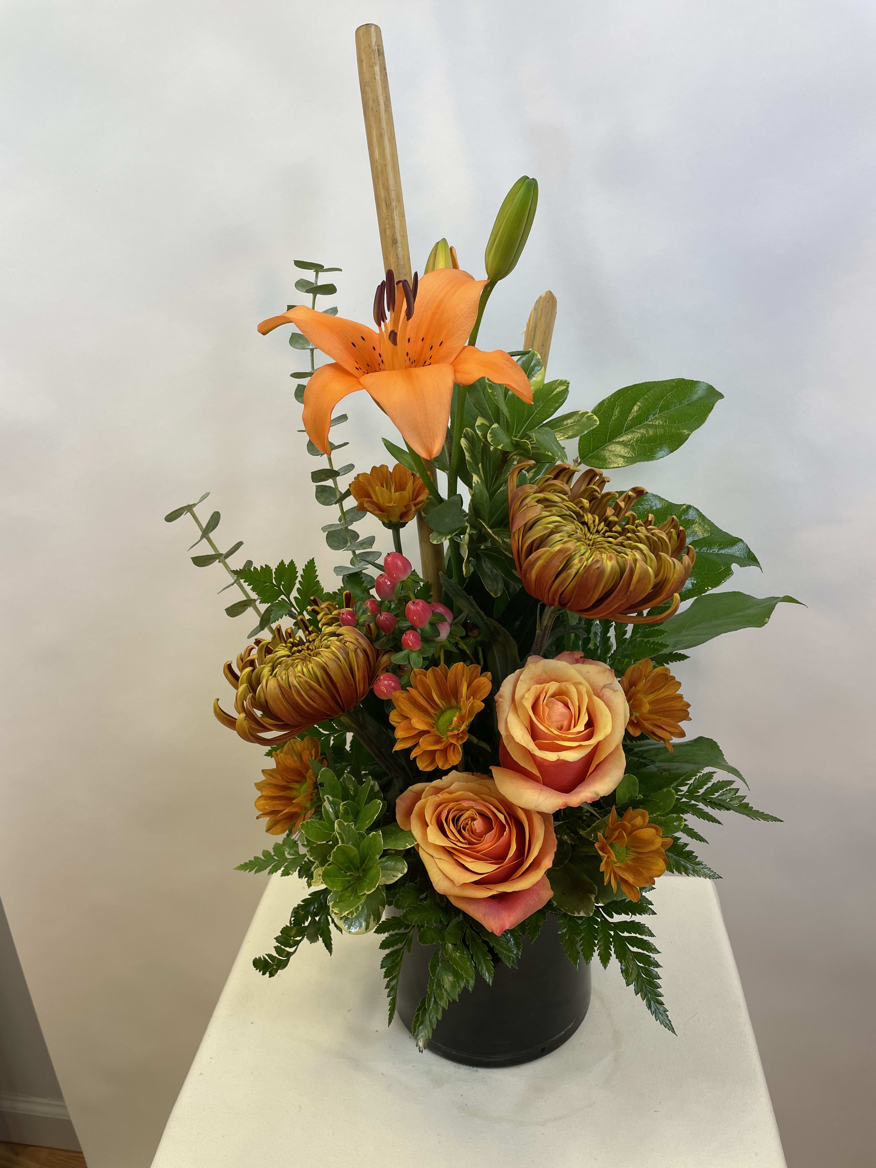 Orange Tones - A mix of orange colors. Clearly appropriate for fall, but popular year round.