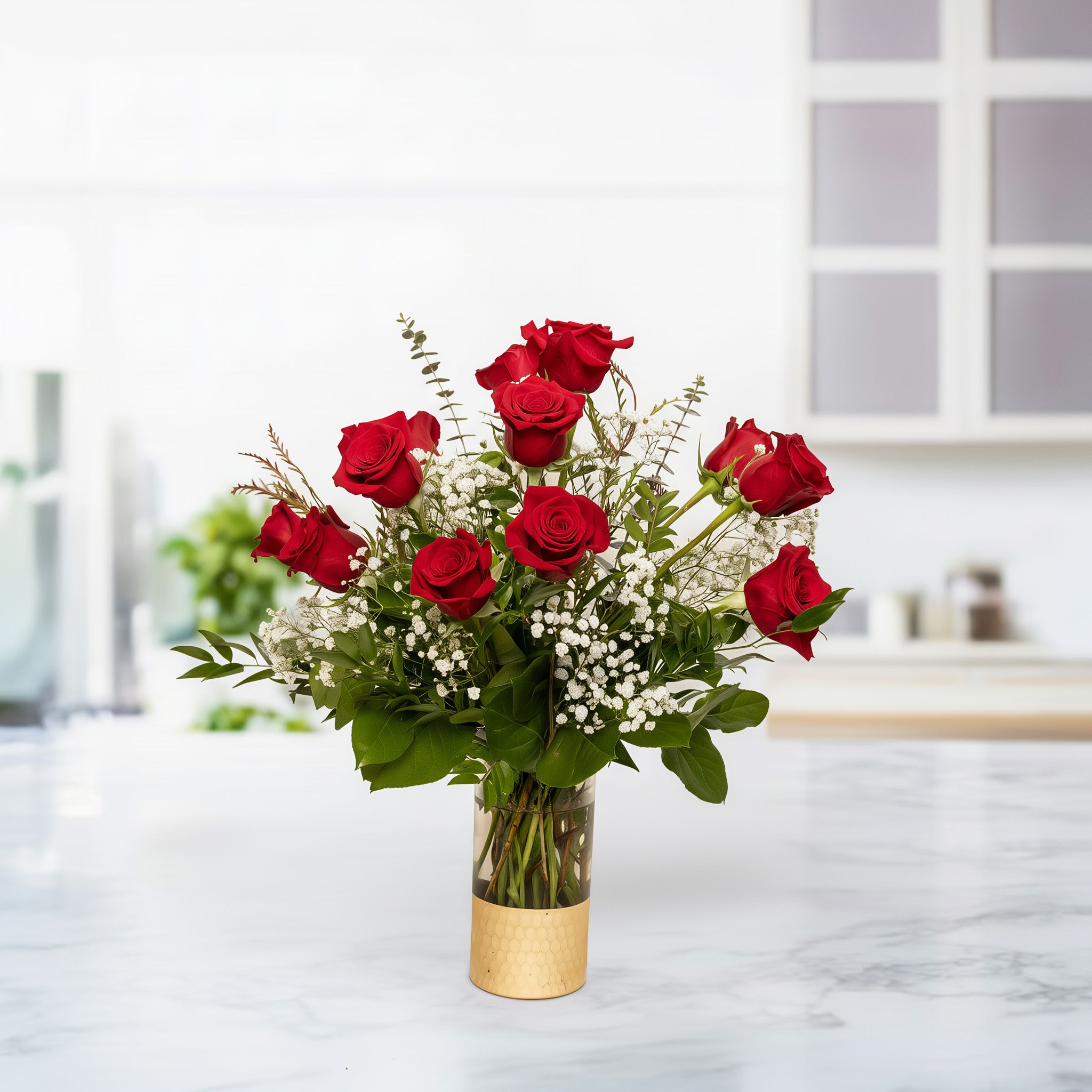 Red Roses - Express love and passion with our elegant red roses arrangement, featuring premium long-stem roses, fresh greenery, and a luxury floral design. Perfect for romantic gifts, anniversaries, and Valentine’s Day, this stunning bouquet is handcrafted by expert florists for same-day flower delivery in Virginia.