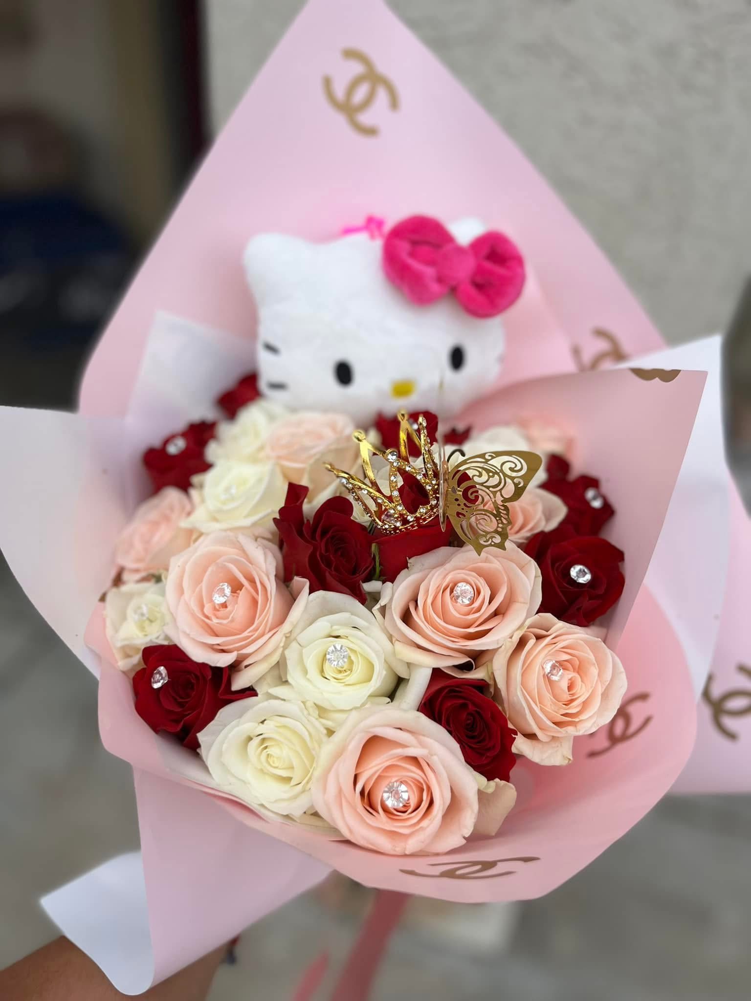 Hello kitty bouquet - Beutiful hello kitty bouquet with pink and white rosas includ hello kitty and 12 rosas