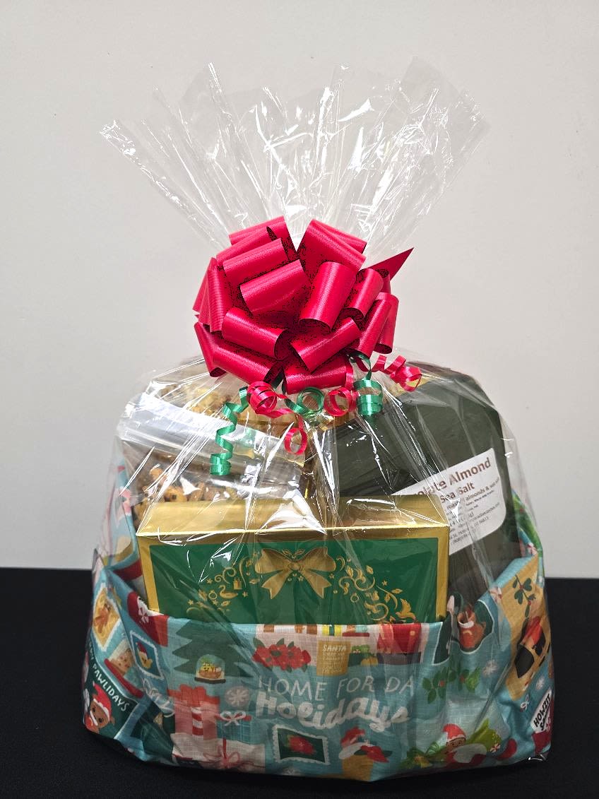 Eden in Love Christmas Gift Pack (Small) - Eden in Love Holiday Tote Gift Set  This fun and festive gift set features some of Hawaii’s favorite local snacks, all beautifully packed in our exclusive Eden in Love Holiday Tote Bag! It’s the perfect combination of local flavor, holiday spirit, and island style.  Whether you’re gifting to family, friends, or coworkers, this popular set is sure to spread the Spirit of Aloha and plenty of smiles.  Product Highlights   Includes our Eden in Love Holiday Tote Bag — reusable, stylish, and perfect for everyday use   Filled with Hawaii’s favorite local snacks such as cookies, candies, and island treats*   Ready-to-gift presentation with a festive, local flair   Ideal for Ohana gatherings, corporate gifting, and holiday celebrations   Available for Honolulu delivery and Oahu pickup  *Selection of snacks may vary based on availability  Why They’ll Love It  A fun, trendy, and uniquely Hawaiian gift idea  Showcases local brands and island-made goodies  Combines style + flavor — a keepsake tote filled with delicious memories  Perfect For  Hawaii holiday gift sets  Honolulu Christmas gifts  Local snack lovers and Eden in Love fans