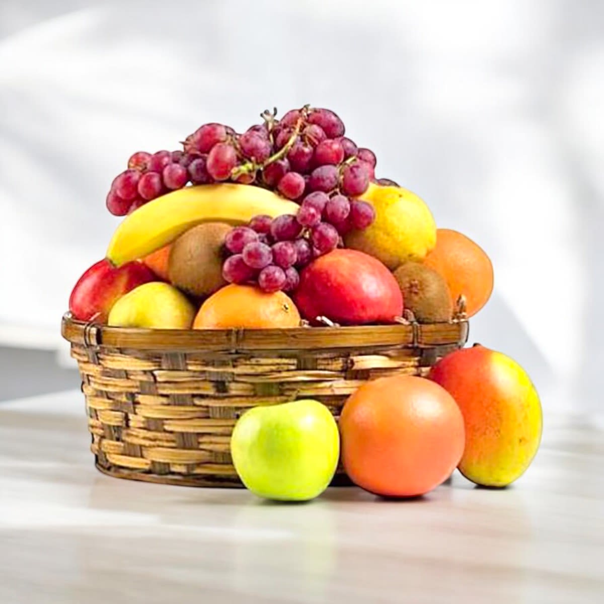 Fruit Basket 5542 - Mixed fresh fruit basket