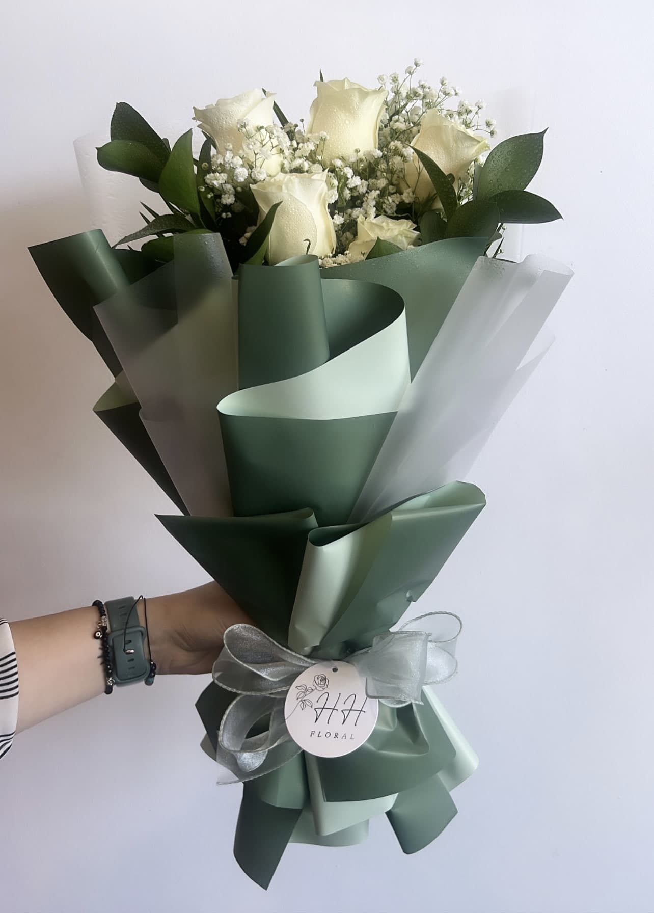 5 Rose Mixed Bouquet - -White Rose Mixed Bouquet