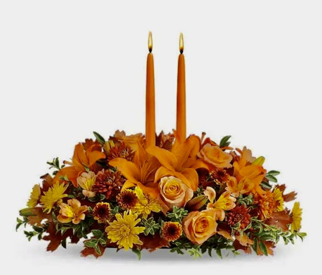 CANDLELIT THANKSGIVING  - A warm candle lit centerpiece that is going to make your dining table sparkle with love.
