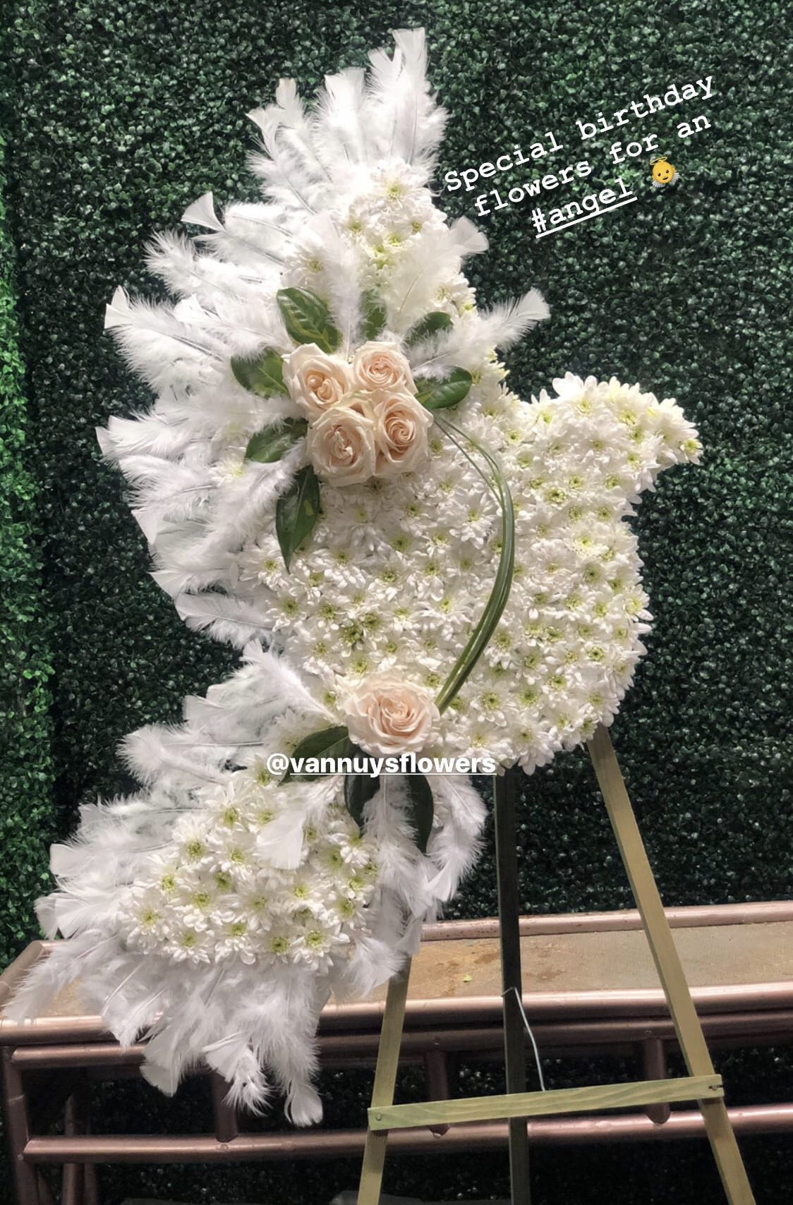 LOVE AND PEACE DOVE FLORAL * 2DAY NOTICE - PURE ELEGANT WHITE FLOWERS BEAUTIFULLY DESIGNED TO BRING PEACE TO THE ONES THAT HAVE LOST A LOVED ONE.