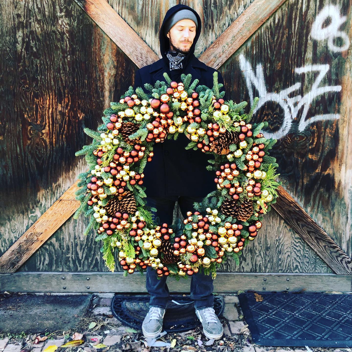 Glam Holiday  - 40&quot; Wreath