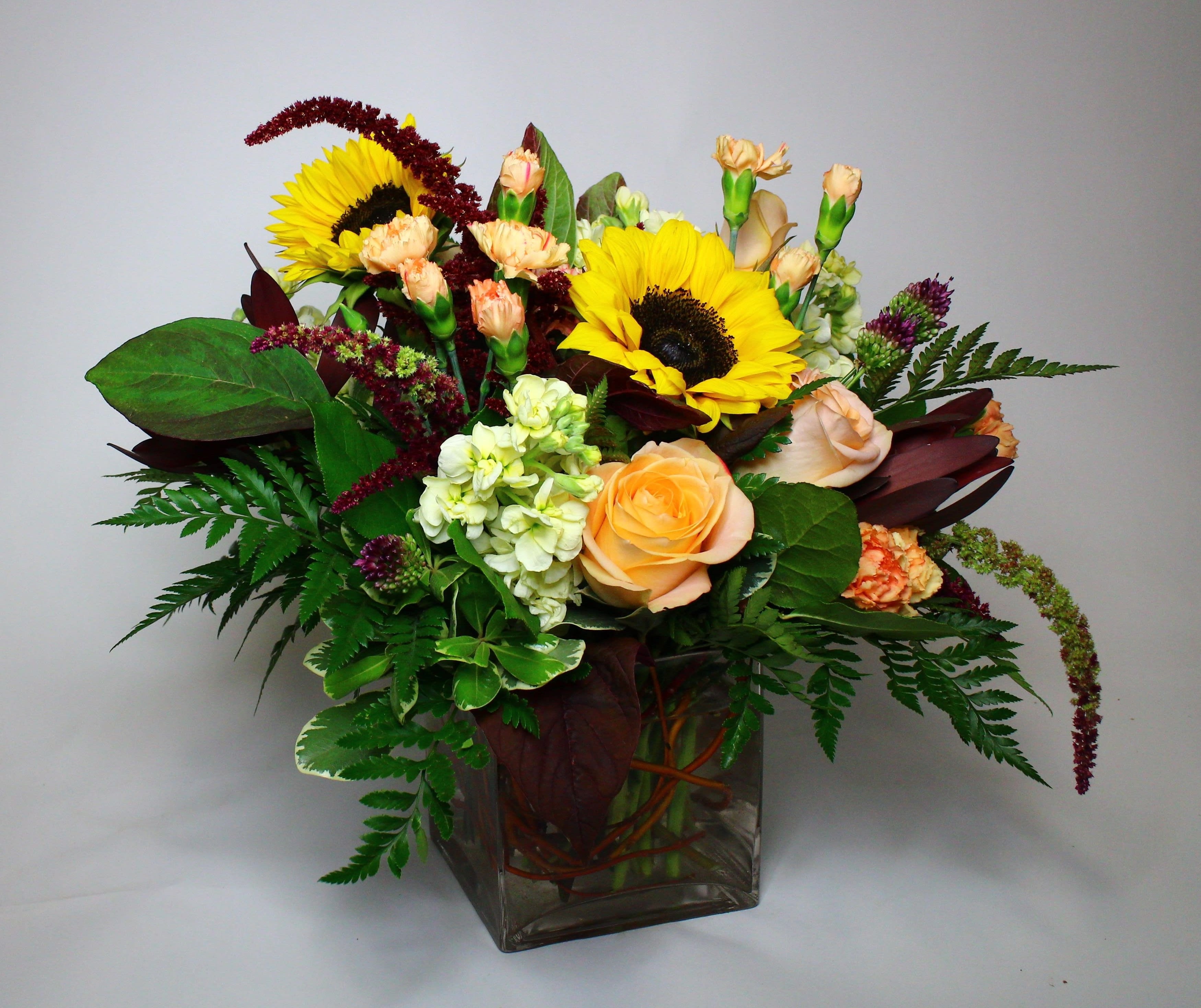 Cafe Au Lait - this design is cheery and warm, perfect for a surprise or for a work delivery!