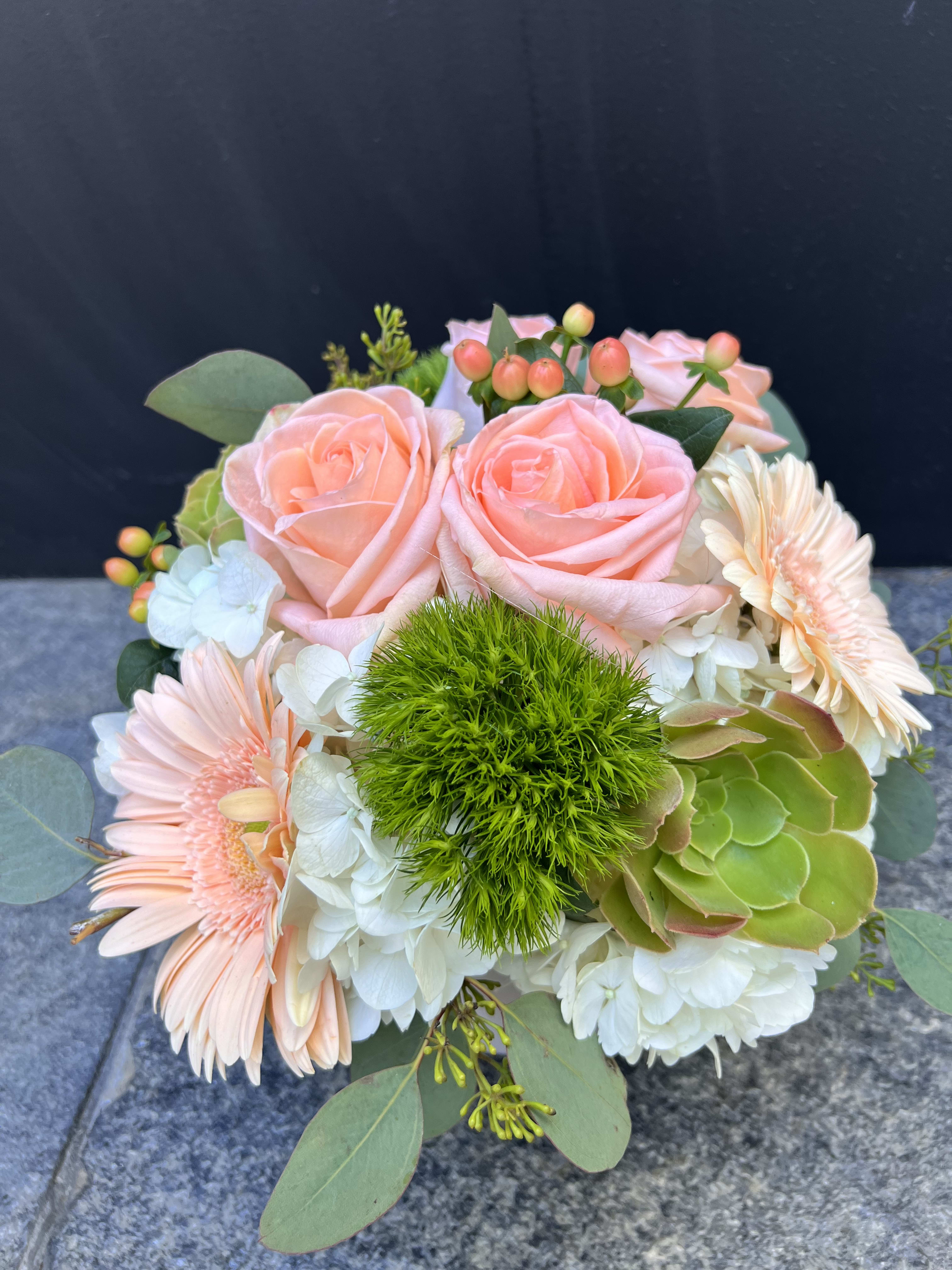 Summer Garden - Peach garden collection roses gerberas, succulents,  hydrangeas coffe beans