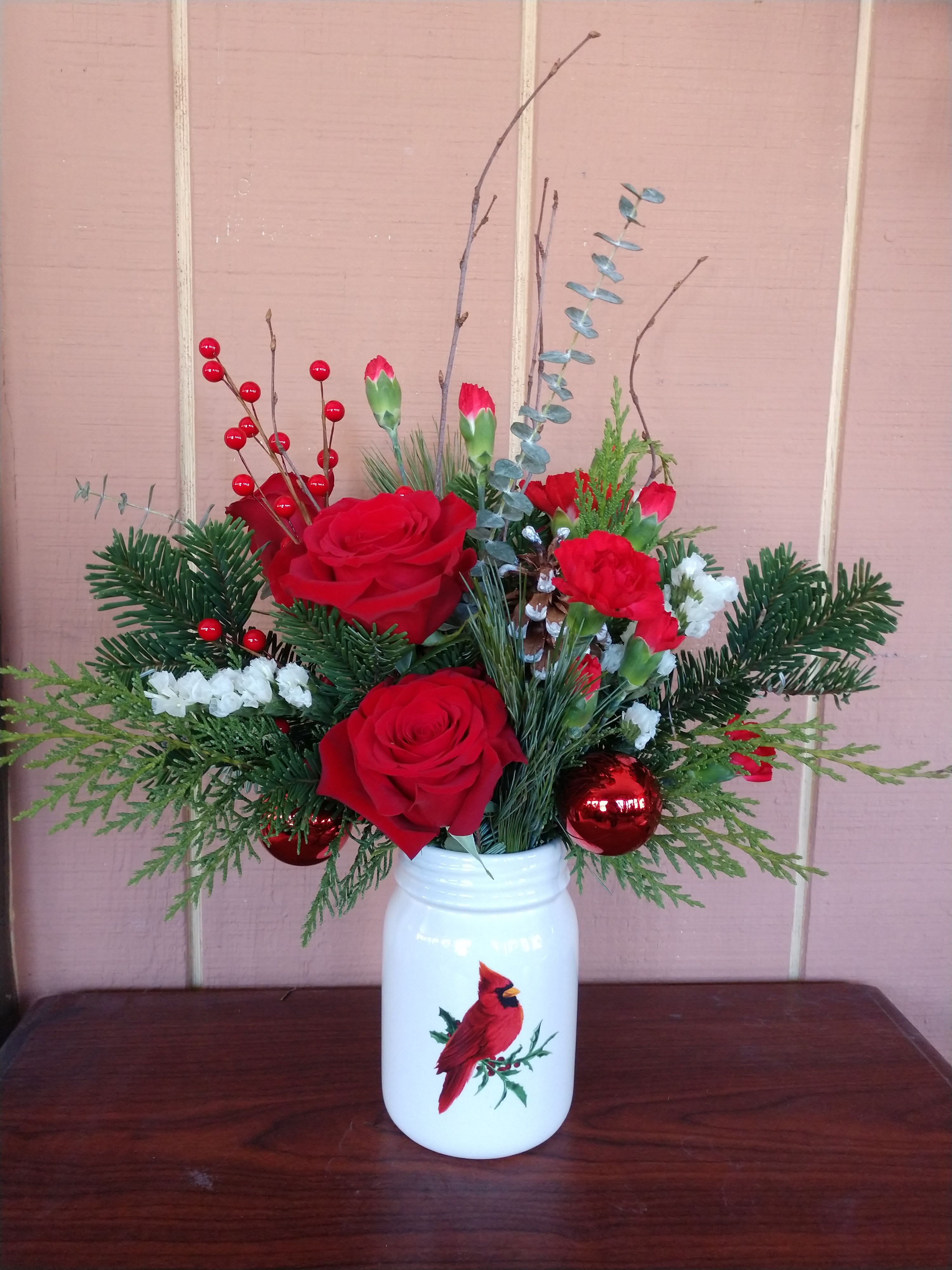 Christmas Cardinal - Cardinal mason size jar is the perfect size to sit anywhere and bring the season alive.