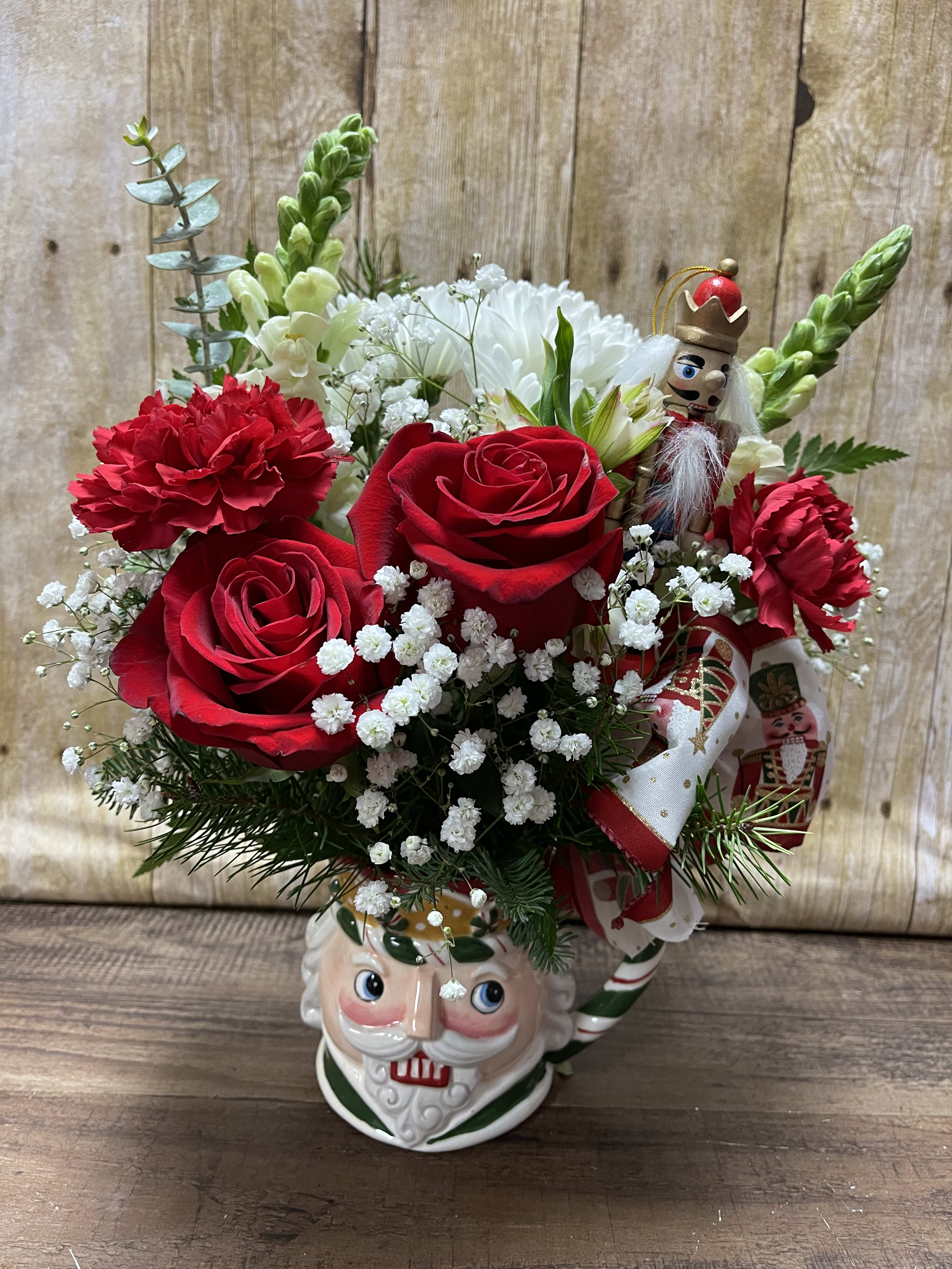 ROYAL GUARD - GUARDIAN OF BUCKINGHAM PALACE!! WITH BEAUTIFUL FLOWERS!!