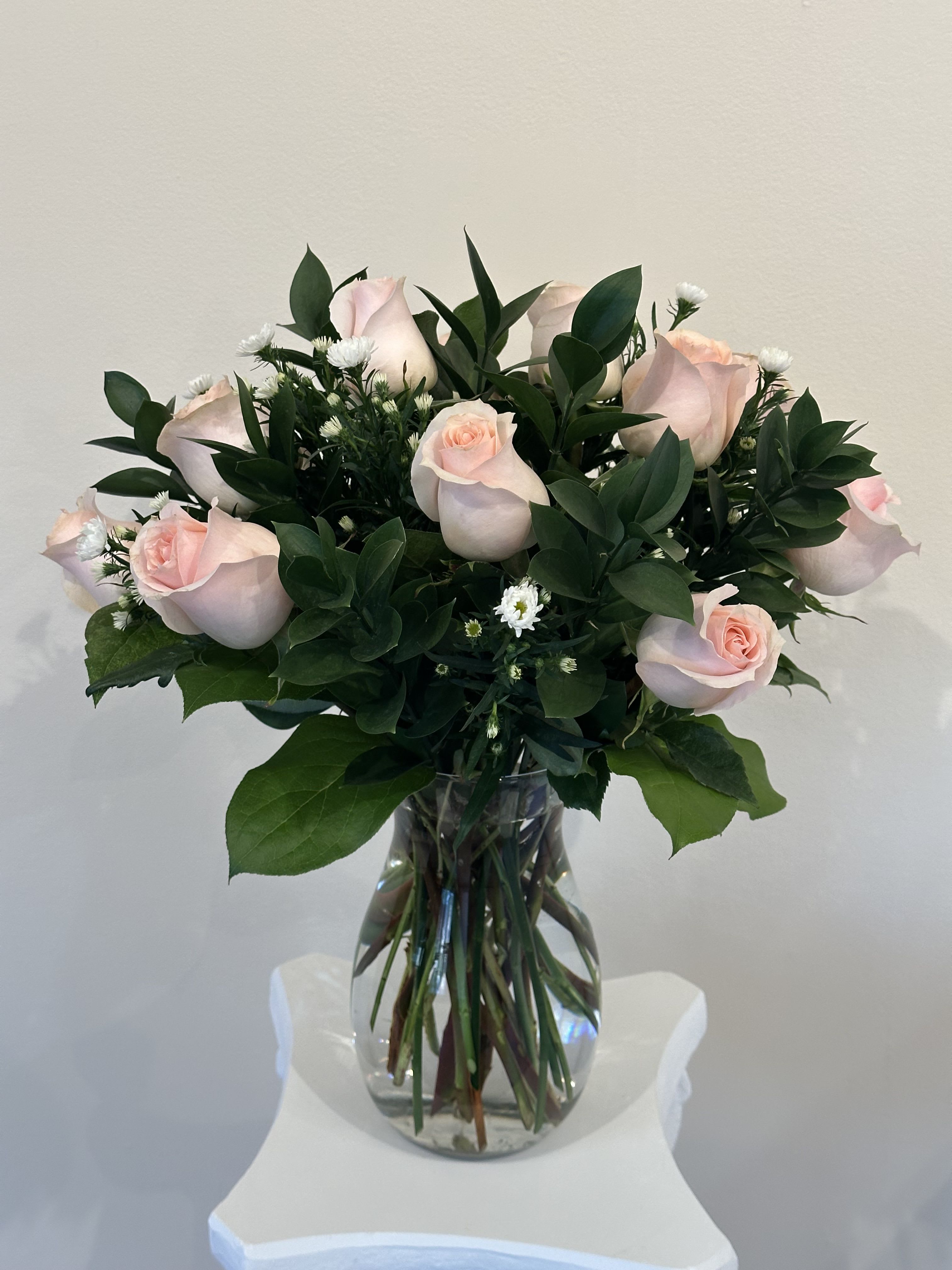 You’re so sweet - One dozen pink roses with monte casino.