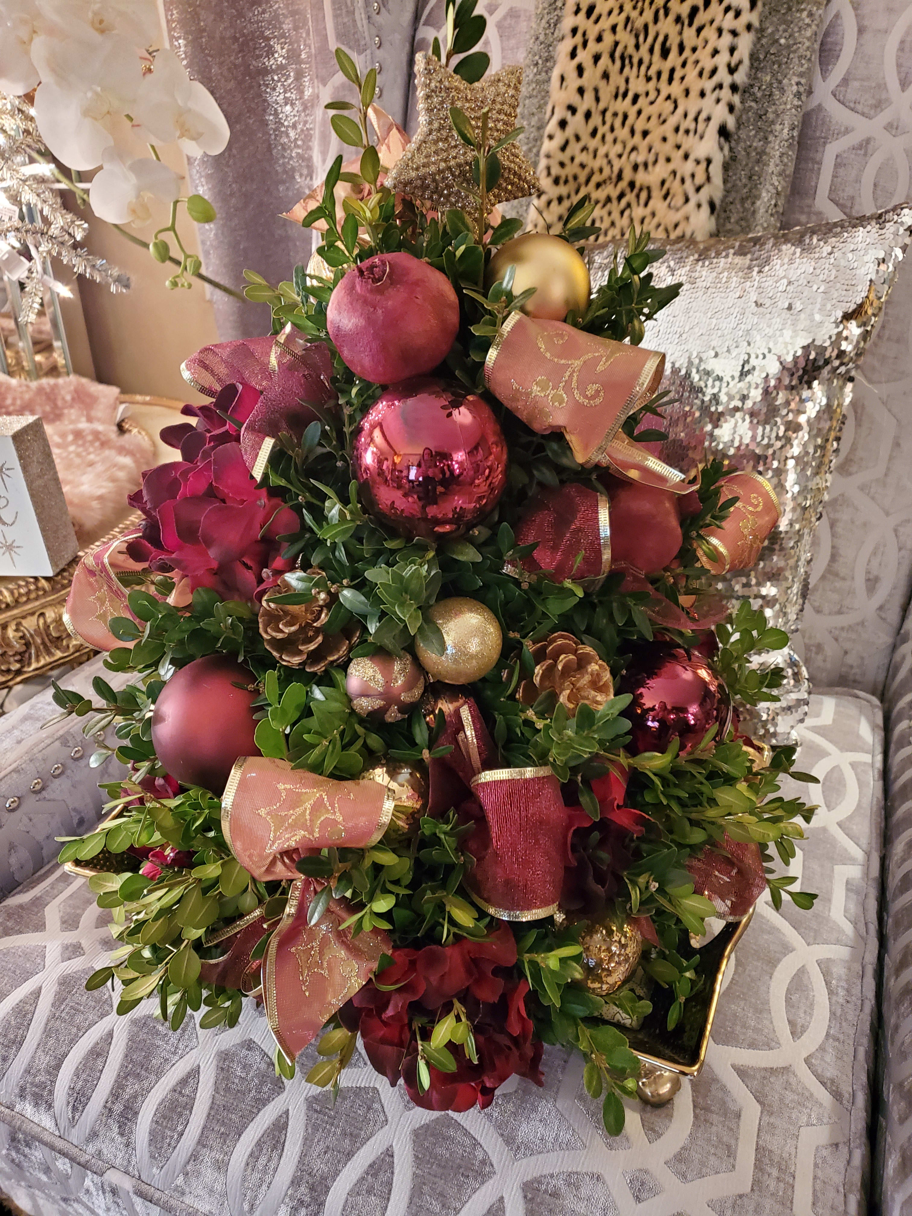 Cindy-Lou Who - Celebrate the holiday season pretty in pink with a boxwood tree perfect for indoors or outdoors.