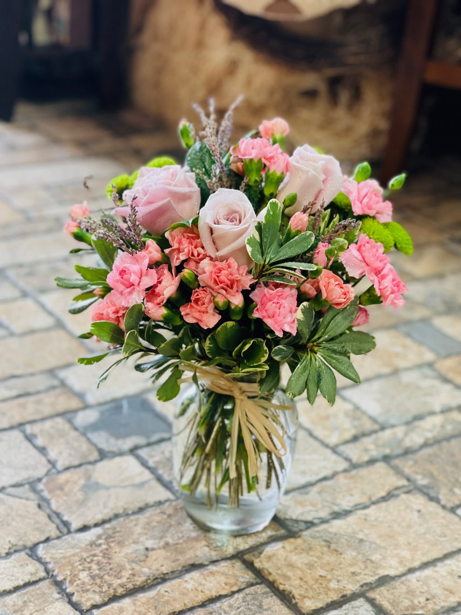 Pink Desire - Flourishing assorted pink tones, accentuated with notes of green and lavender. 