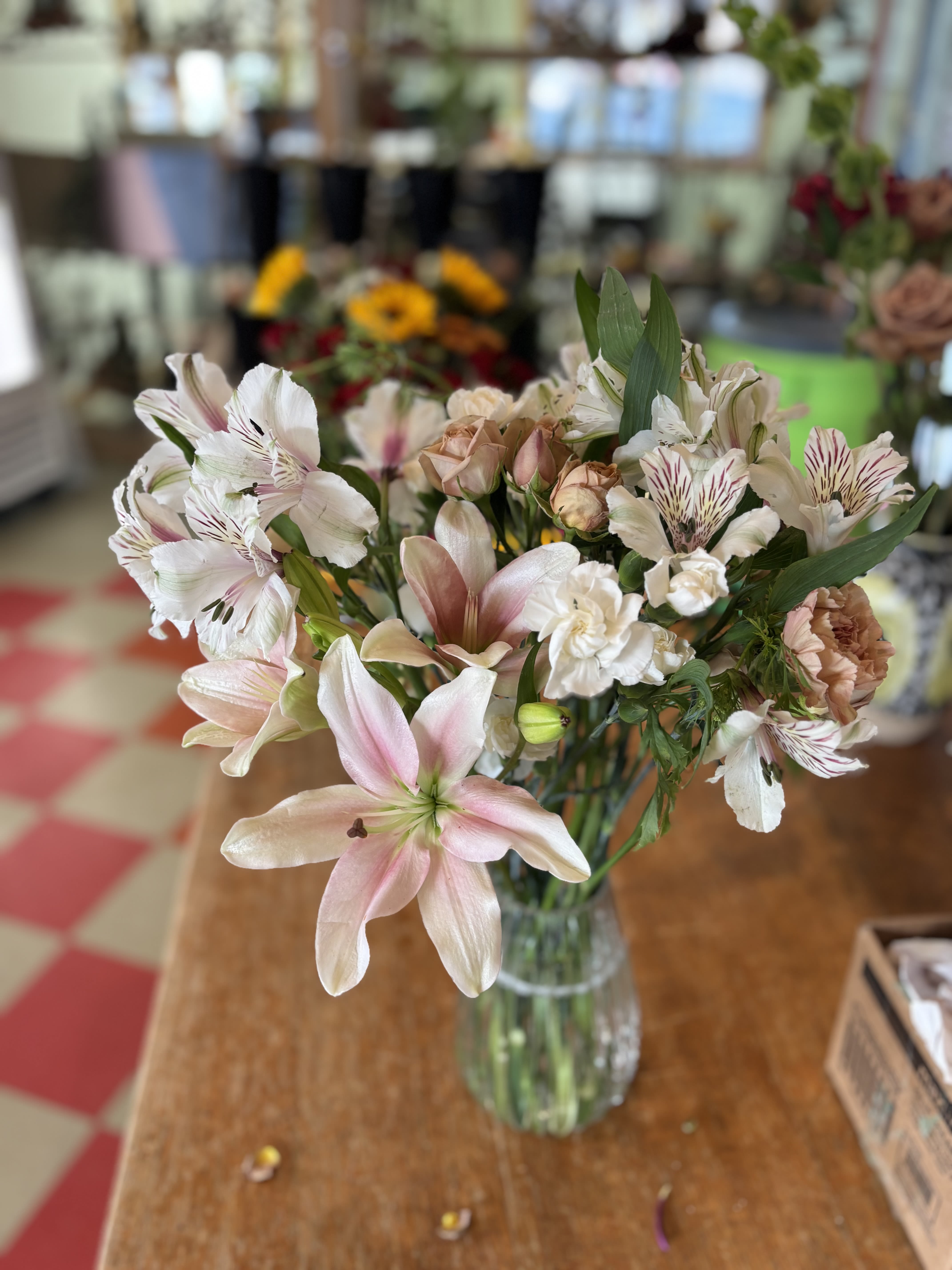 A Season of Staying Connected ! Gift 3-Month Stunning Subscription  - A three-month floral Hello! A Season of Staying Connected is perfect for birthdays, new homes, new babies, or “you’ve just been on my mind.” Each month, we deliver a seasonal, mountain-inspired arrangement designed in our Ridgway studio—thoughtful textures, artful color, and just the right amount of wild. A beautiful way to say “I’m here” again and again. 