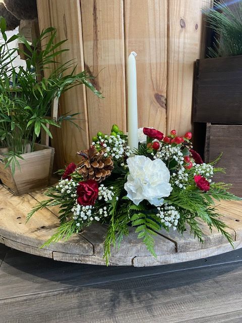 Holiday Centerpiece with Candle - The perfect addition for your Holiday celebrations!