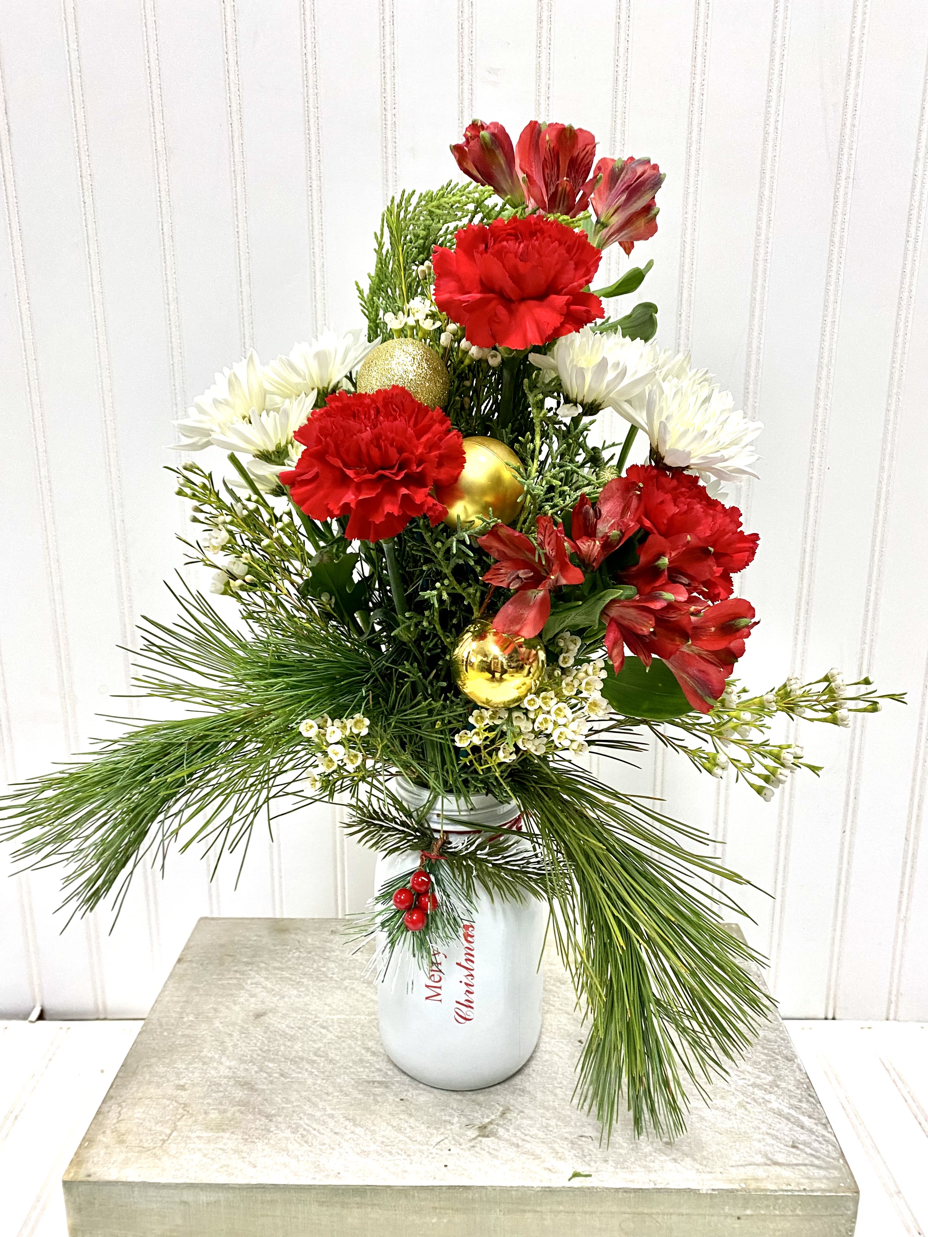 Christmas In a Jar! - Christmas blooms in this adorable Christmas Mason Jar!