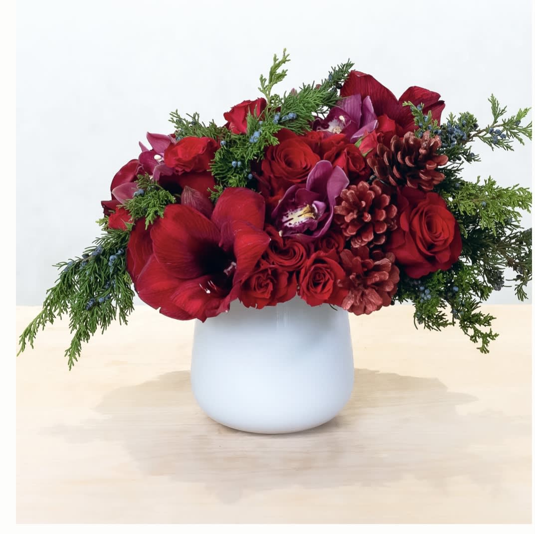 White and red Holidays - Your order will be arranged approximately as shown on our website.