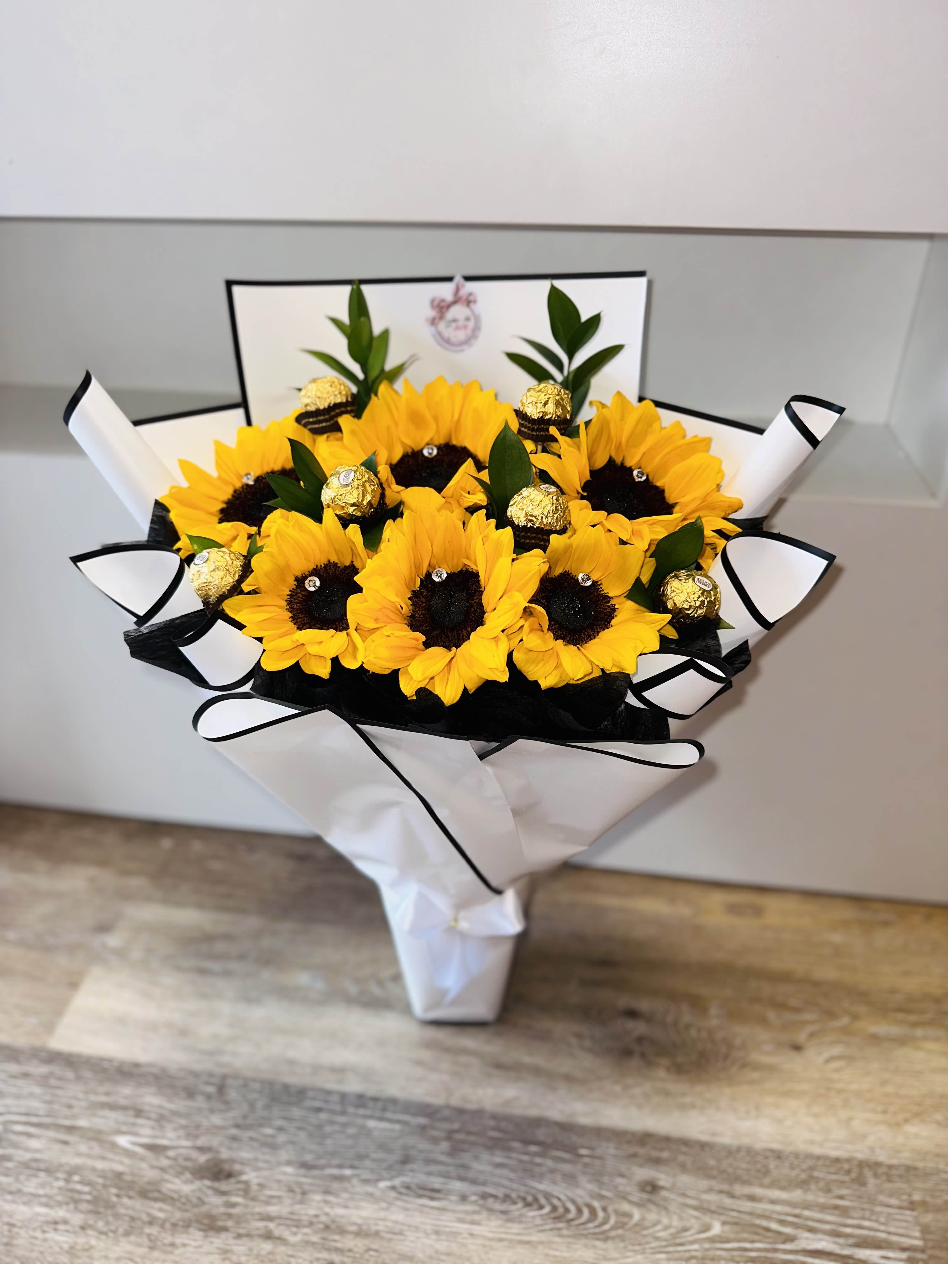 BEAUTIFUL ARRANGEMENT OF SUNFLOWERS AND CHOCOLATES  - BEAUTIFUL ARRANGEMENT OF SUNFLOWERS AND CHOCOLATES  . 