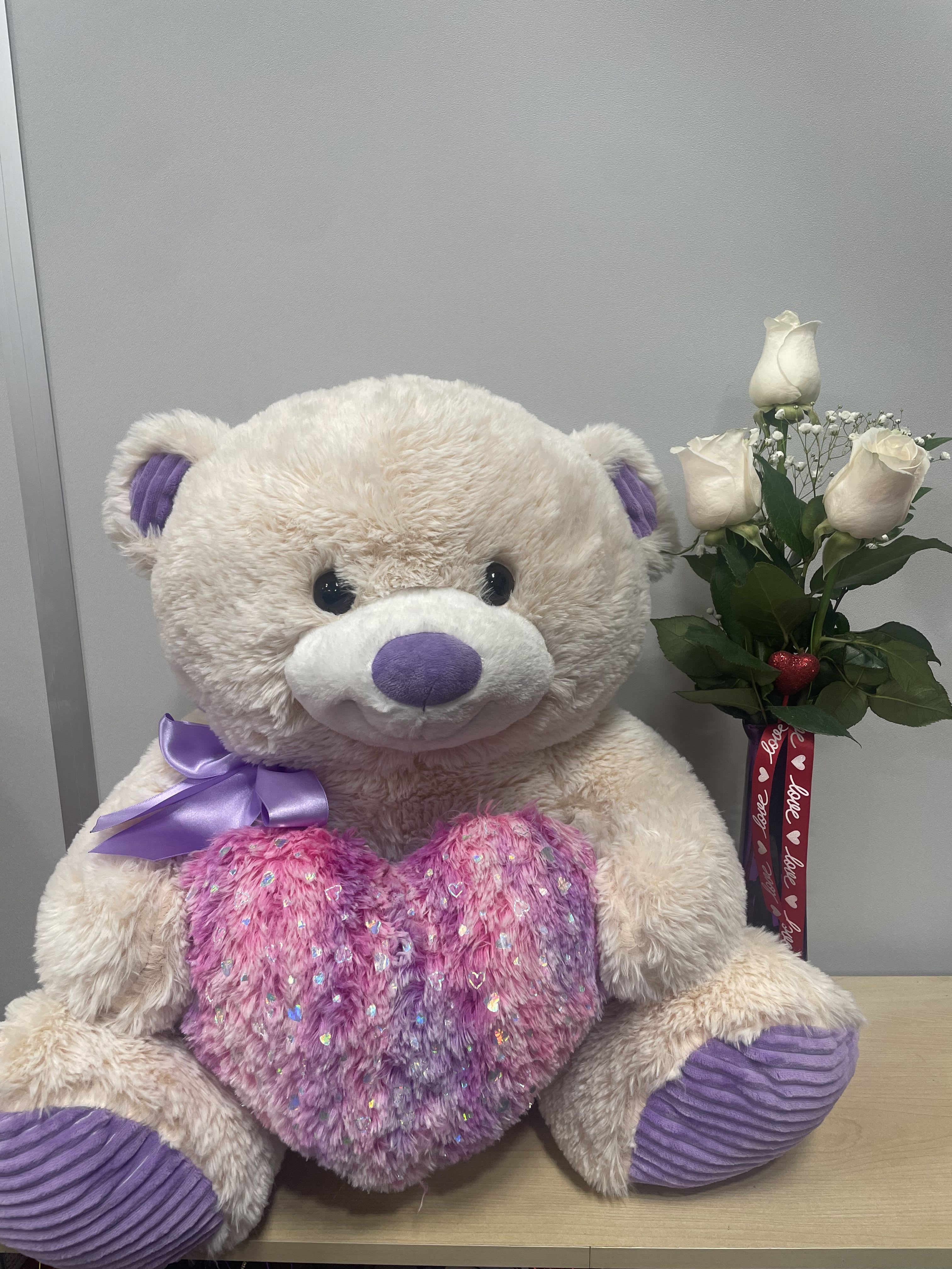 XL Heart Bear &amp; White Roses - As shown 