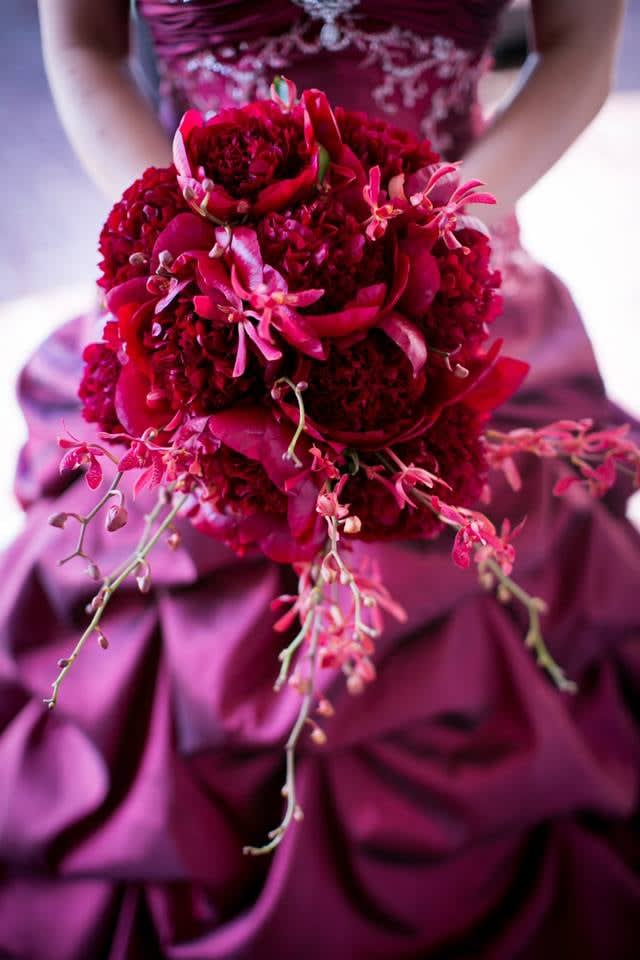Bridal dream  - Red peonies and red orchids