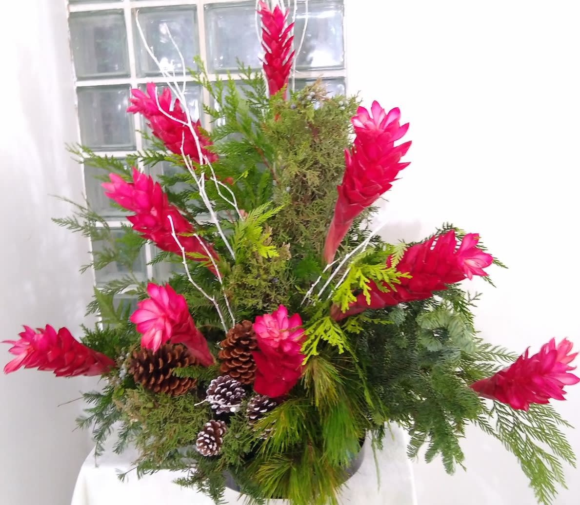 A Tropical Christmas - Celebrate the tropics of Miami with the flair of New England wintergreens.   This will be the talk of all your guests!