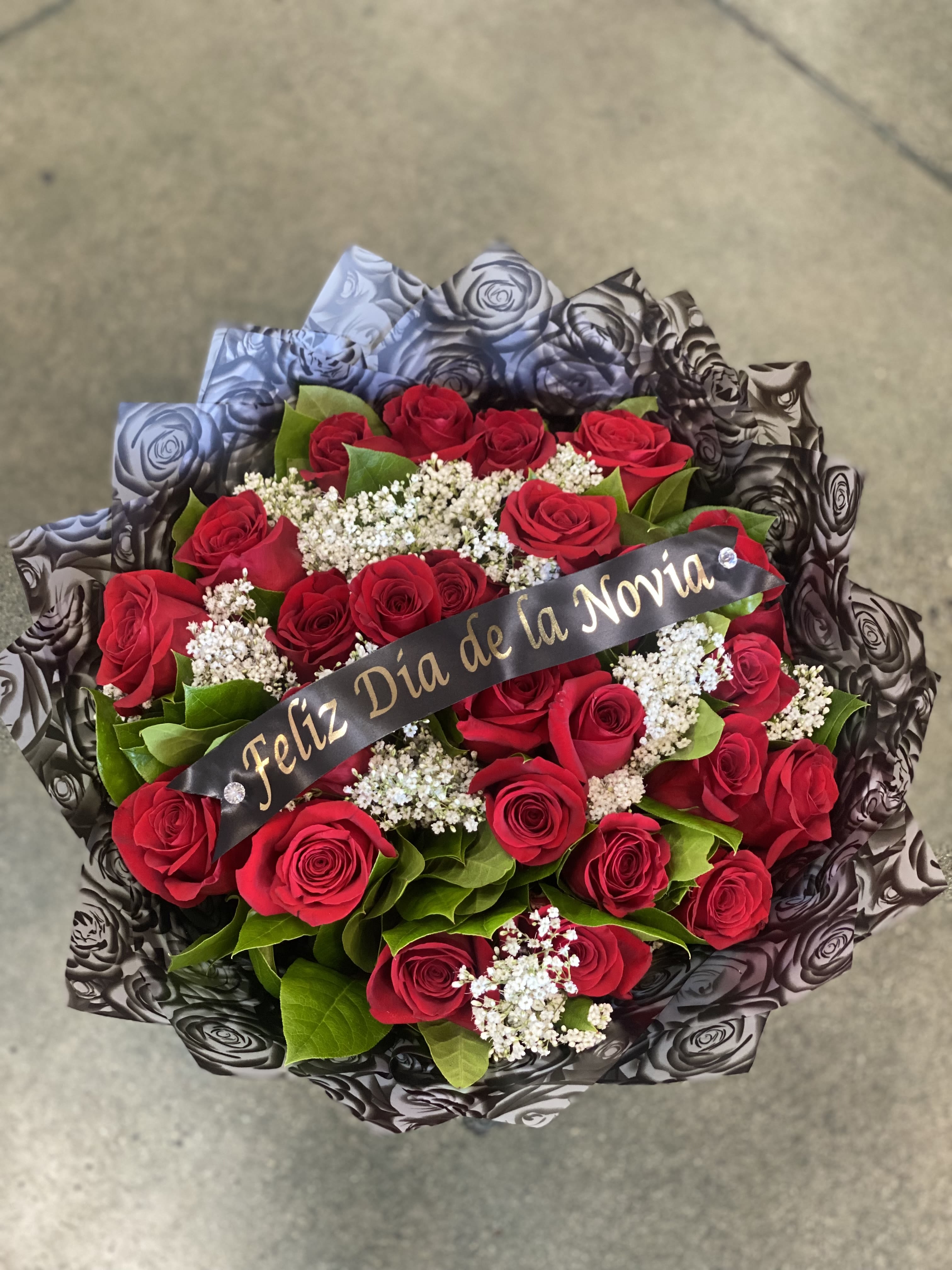 #2 Classic Rose Bouquet - 24 Roses with Ribbon. Upgrade it to 36 roses (Deluxe) or 48 Roses (premium).  You may request change in message of ribbon and colors in the instructions section.  