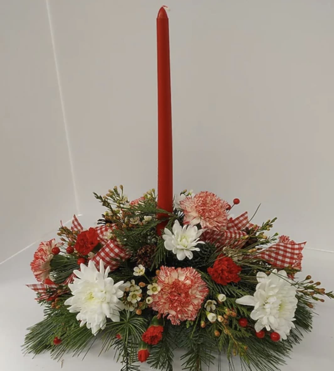 December Traditions - This single candle centerpiece is a special addition to anyone's table.