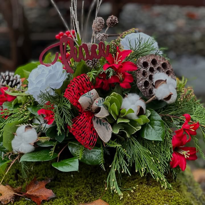 Christmas Workshop Fresh Greens &amp; Faux Flowers at Trail Distillery Dec 14th 4 pm  - Join us to make your very own tablepiece for your holiday table. Fresh Greenery, Faux Flowers &amp; Accents . Make and enjoy the whole month !!  Price includes a craft cocktail .PLEASE NOTE, YOU DO NOT NEED TO PICK ANYTHING UP (DESPITE THE ORDER SAYING IT IS AN IN STORE PICK UP)  ALL YOU NEED TO DO IS SHOW UP AT THE VENUE BY 4PM