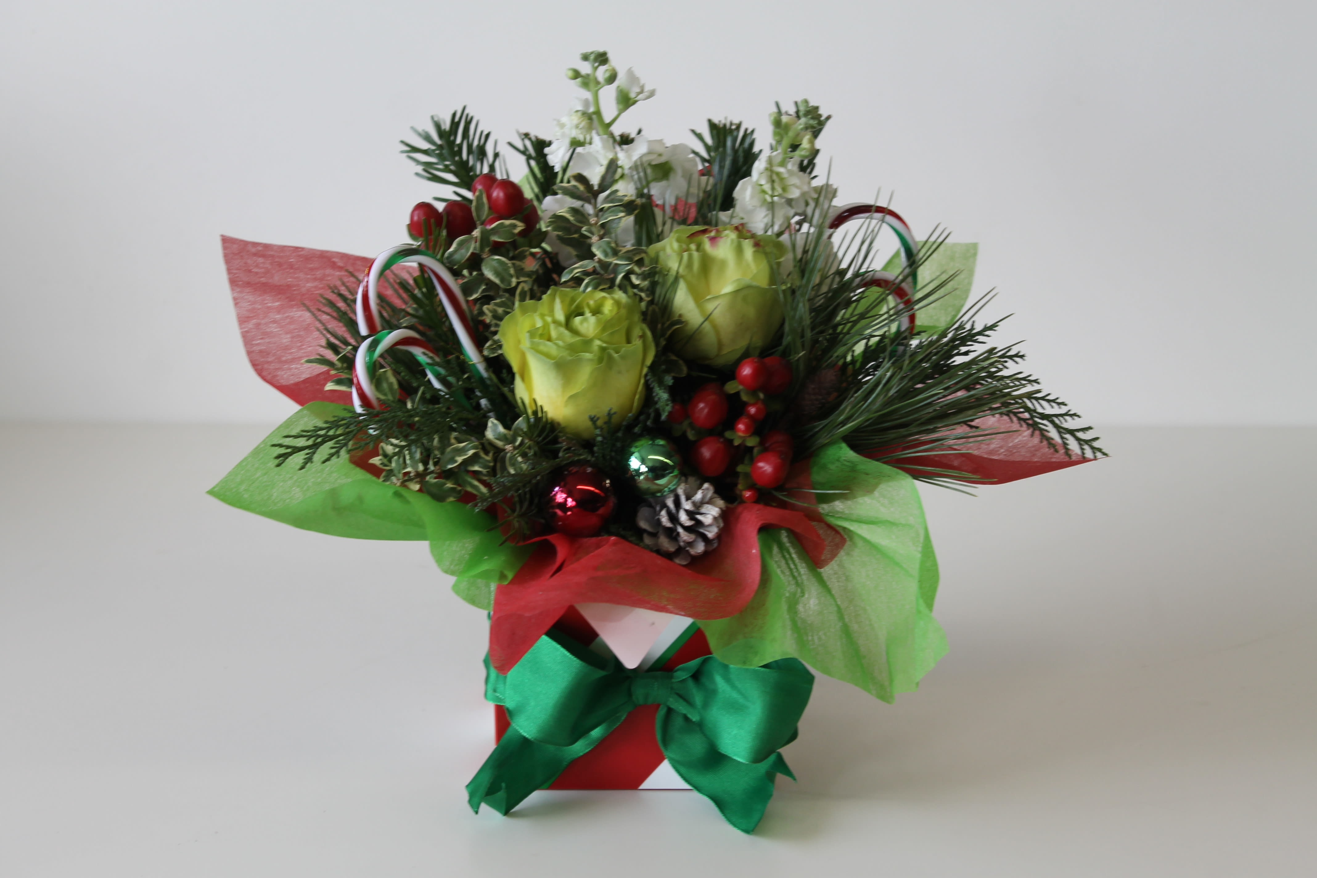 My Gift - CC - Rose, Stock, Hypericum