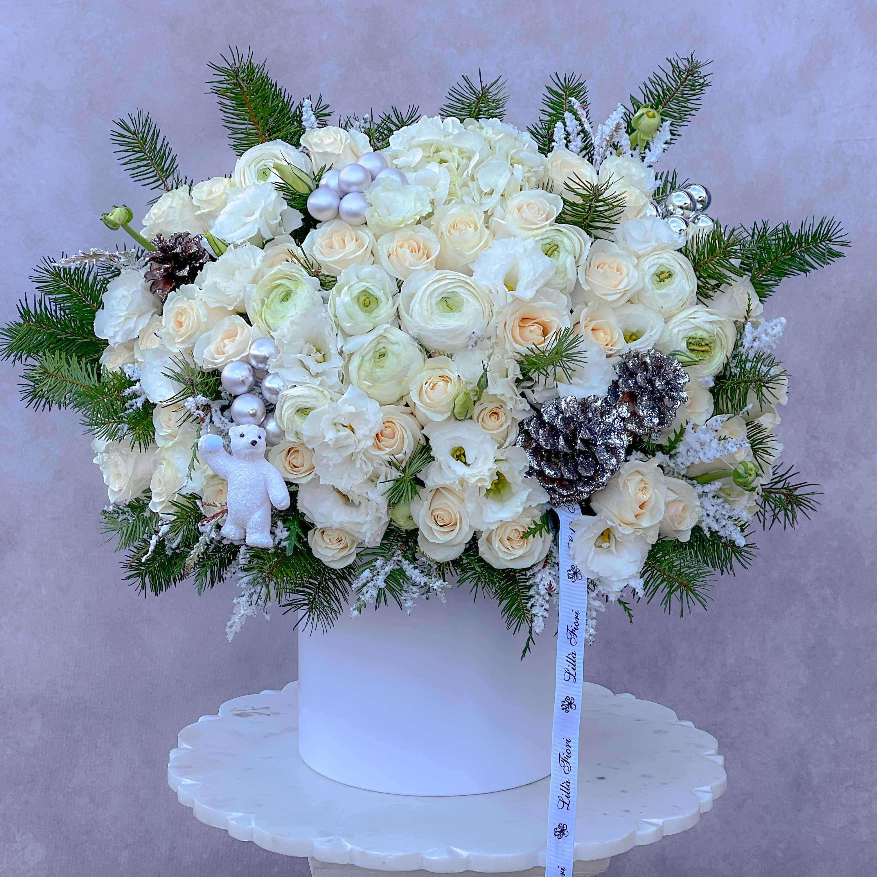 Winter Glow  - Fresh flowers 