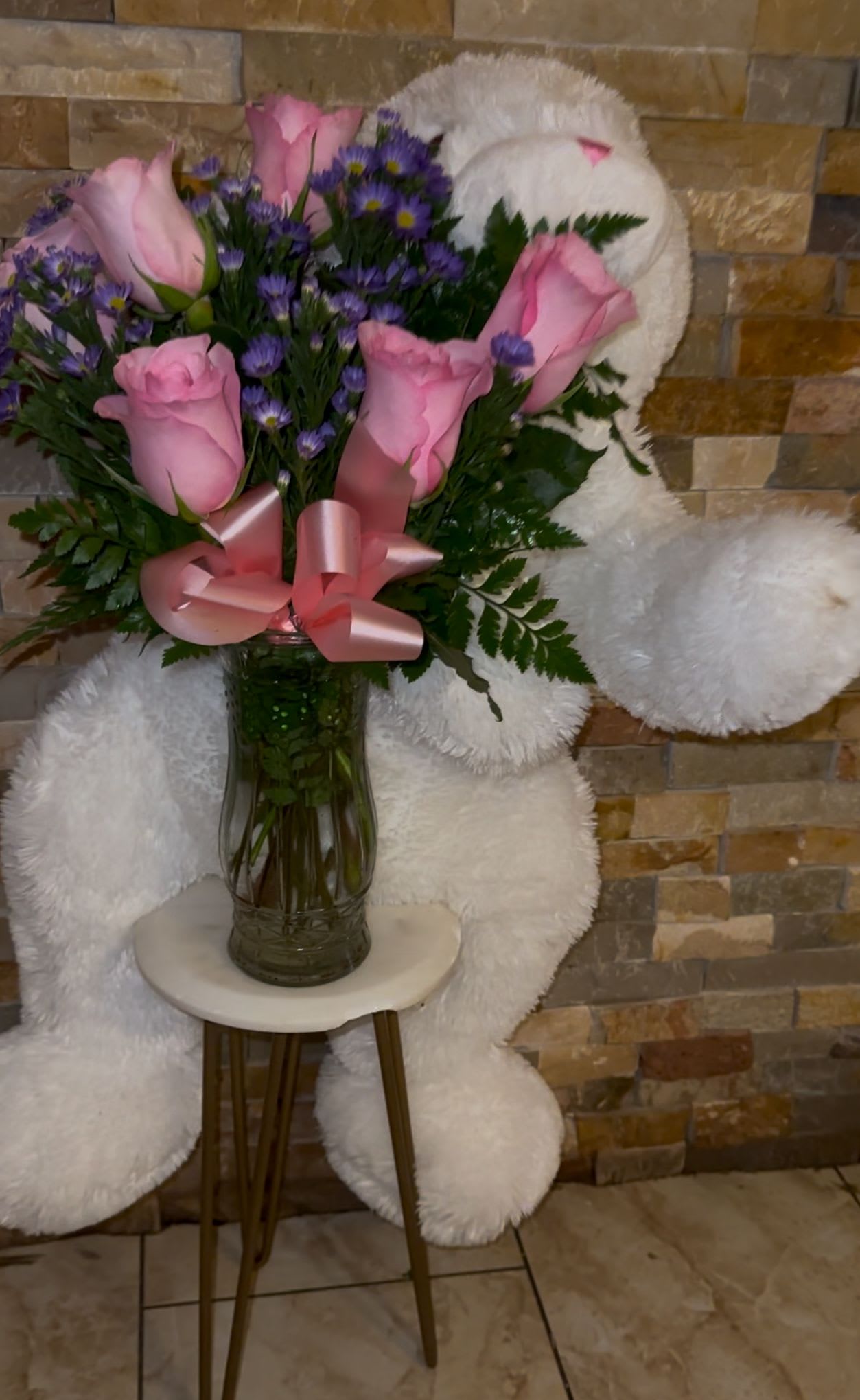 bear  with roses - beutiful bear wih pink roses