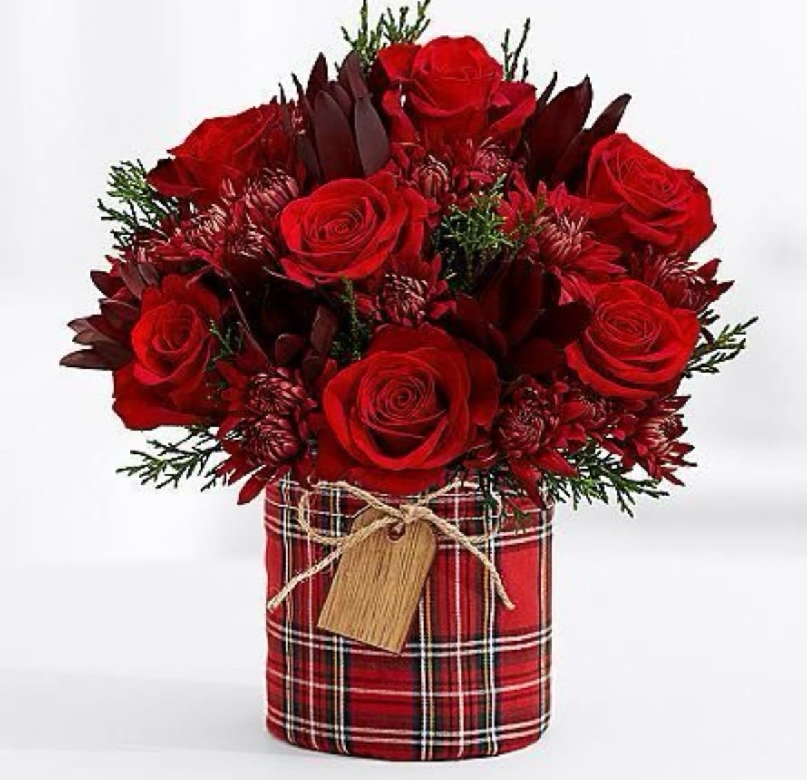 Christmas in London  - Send charming flowers as a gift or decorate table with holiday arrangement. Christmas is around the corner, be ready to cheer up your guests with fresh flowers! 