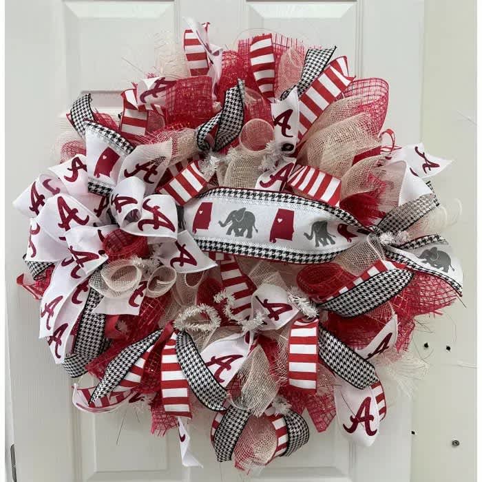 Alabama wreath - A fun Alabama mesh wreath with lots of ribbons! 