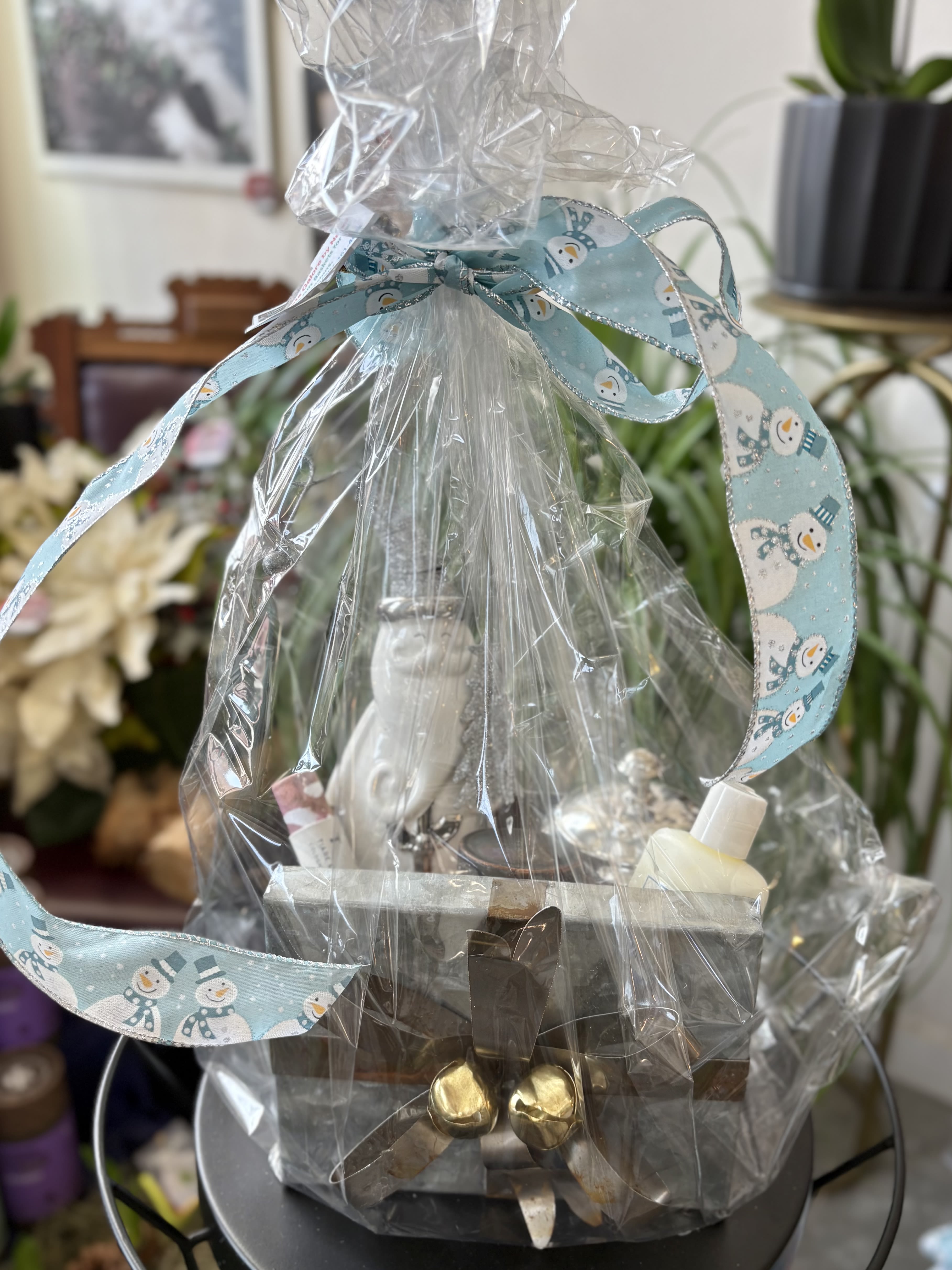 Holiday Gift Basket 9 - Baskets Galore by Nanci Lovely custom gift basket made locally. Perfect for the holiday season!  *Please note product description may not contain all items included in gift set. 