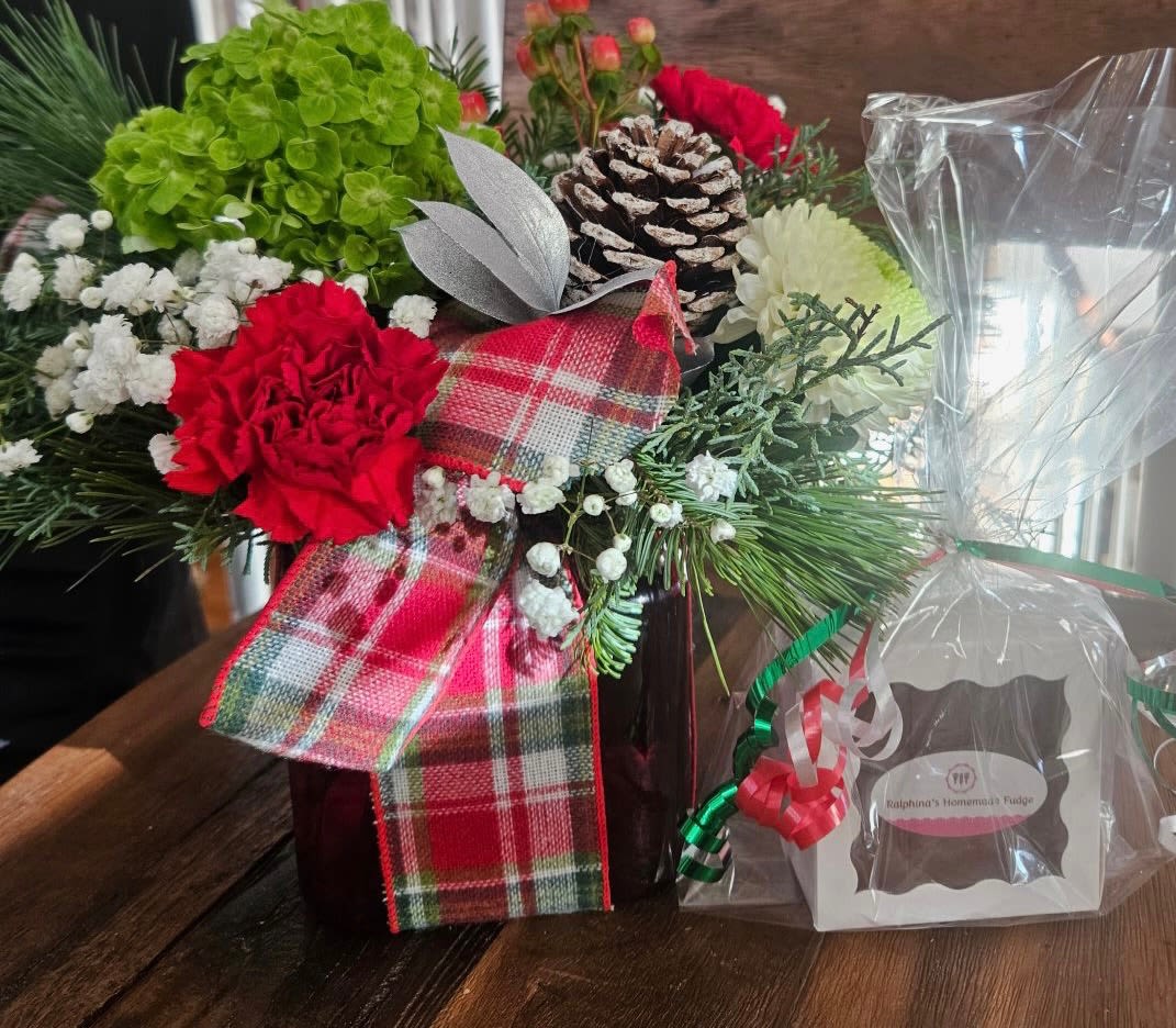 Christmas Deal of the Day with Fudge - Christmas Deal of the Day with Ralphina's homemade Fudge