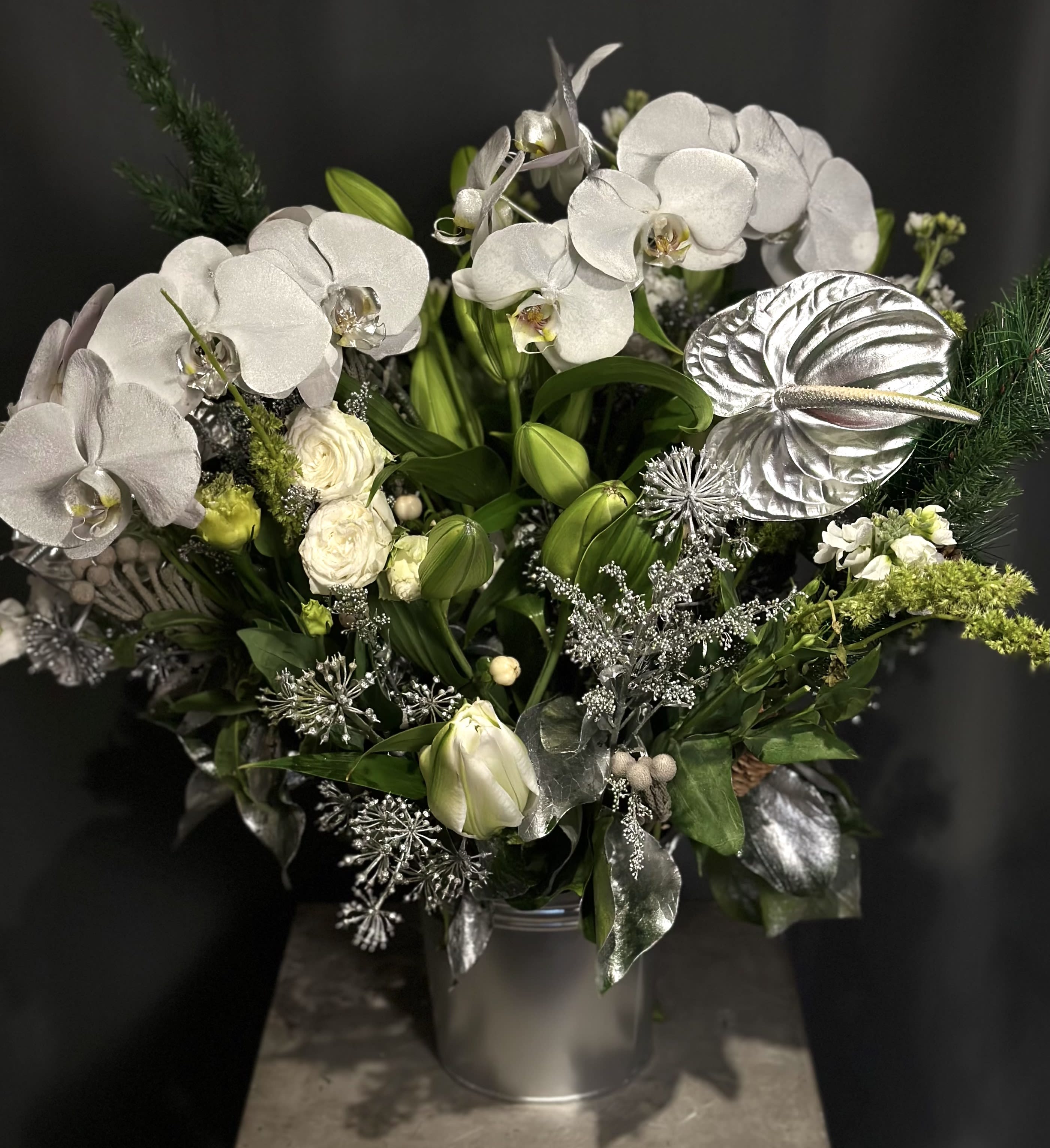 Enchanted Season - This elegant design is perfect for any occasion with just a touch of seasonal inspiration. Whether sending to a loved one or setting your own table, this arrangement provides the right seasonal touch.