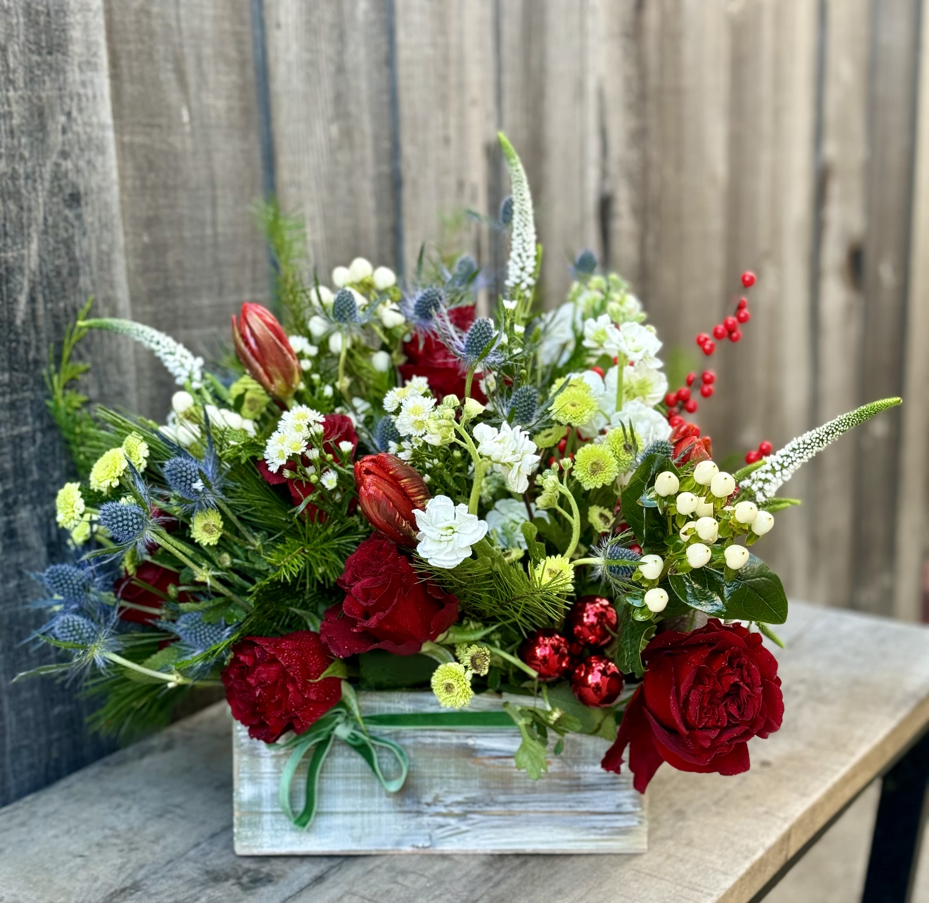 HOLIDAY BOX - A beautiful design for the holidays! Perfect size/ addition to your holiday table!