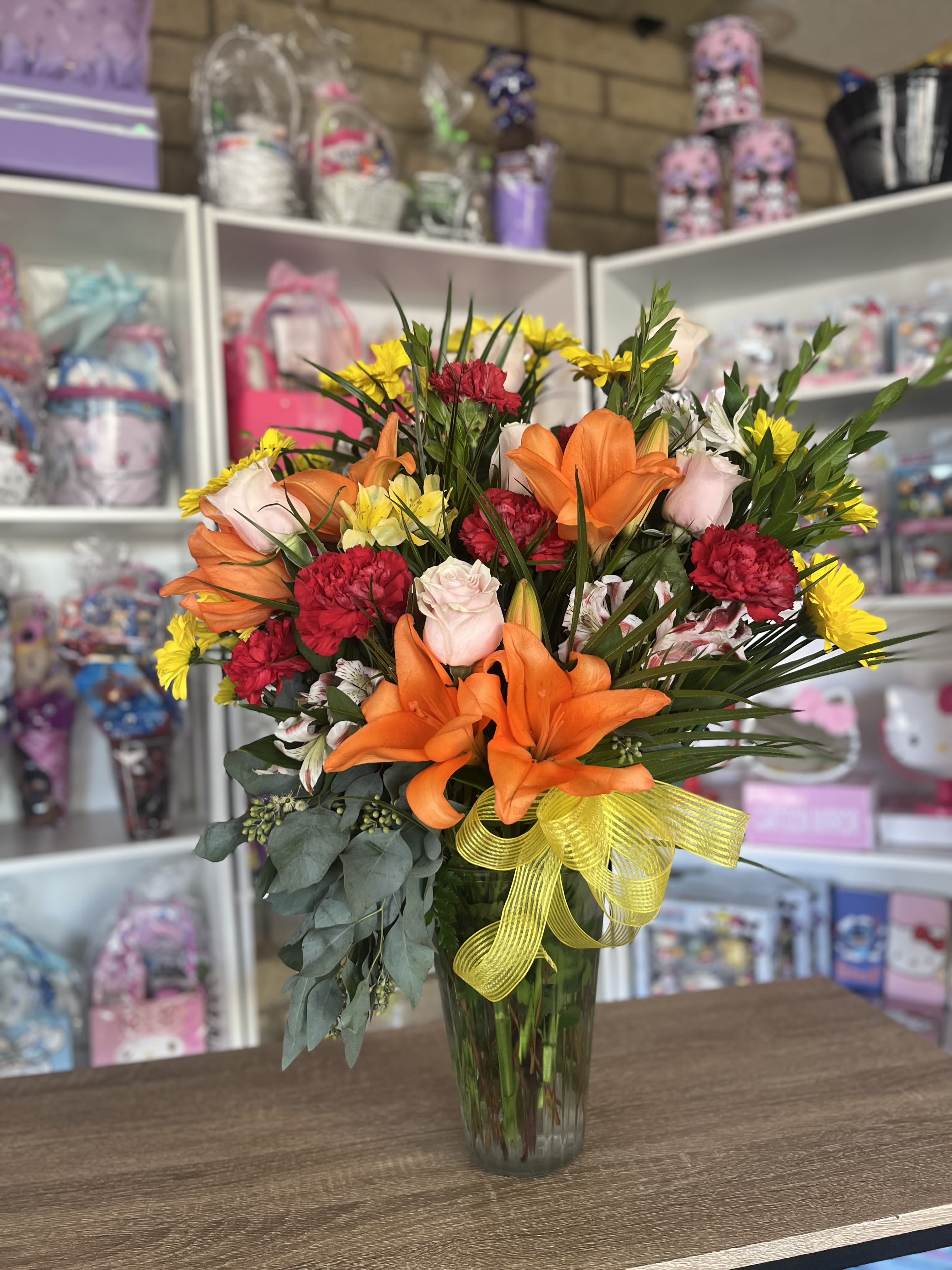 Big &amp; Colorful   - fresh flowers in large vase 