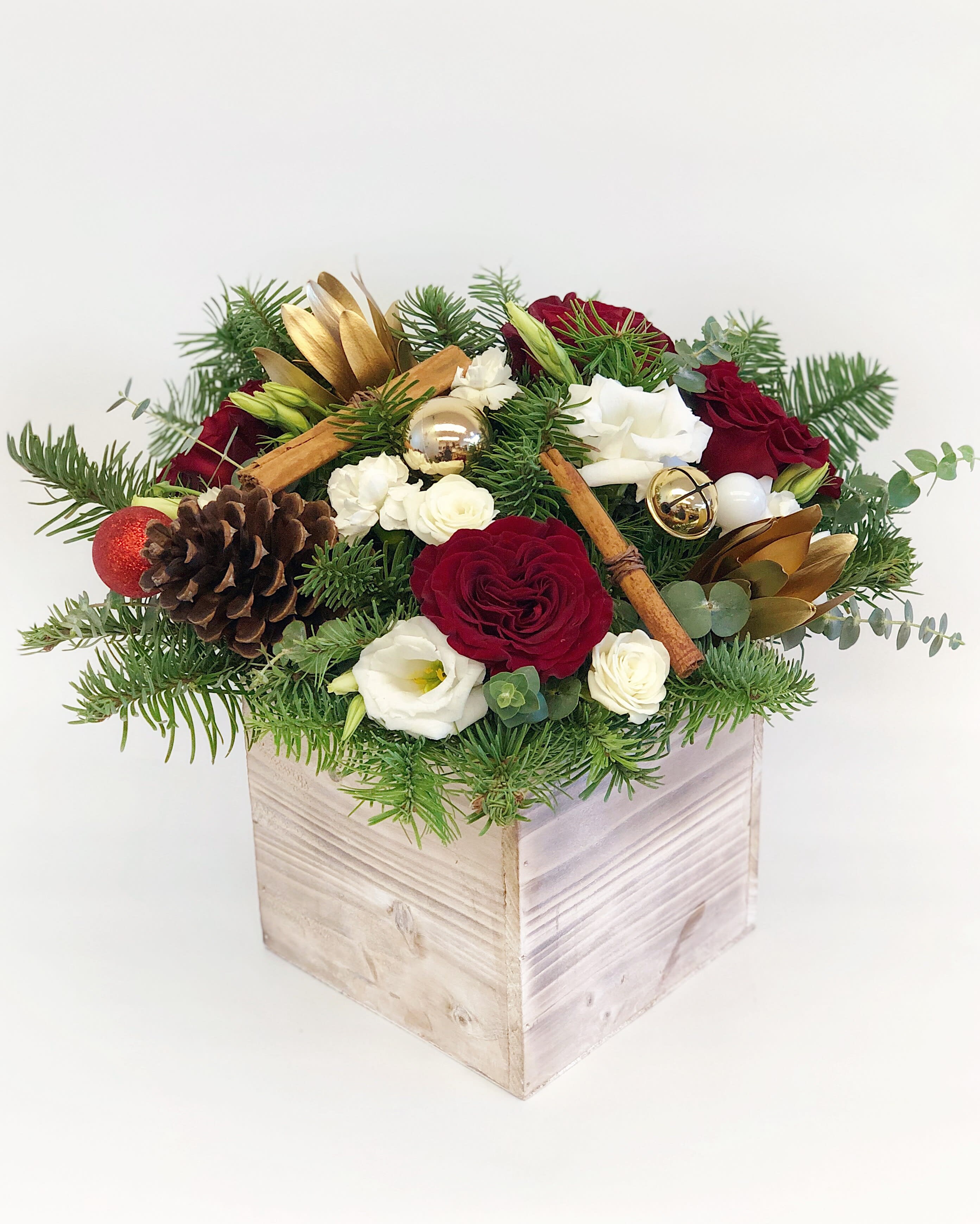 Winter Red and gold Wood Box Large - If You want bouquet with a twist, choose our flower boxes. We have wood boxes for rustic looking arrangements, or hat boxes for a more elegant look. It’s a beautiful and convenient way. Flowers in boxes don’t need vases. That makes it perfect for transportation and keeping flowers hydrated and secure.