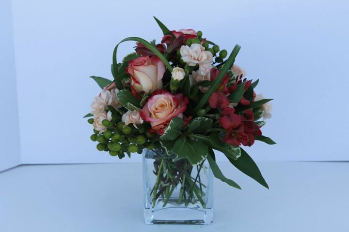 At Dawn/26 - Rose, Hypericum, Carnation, Alstromeria