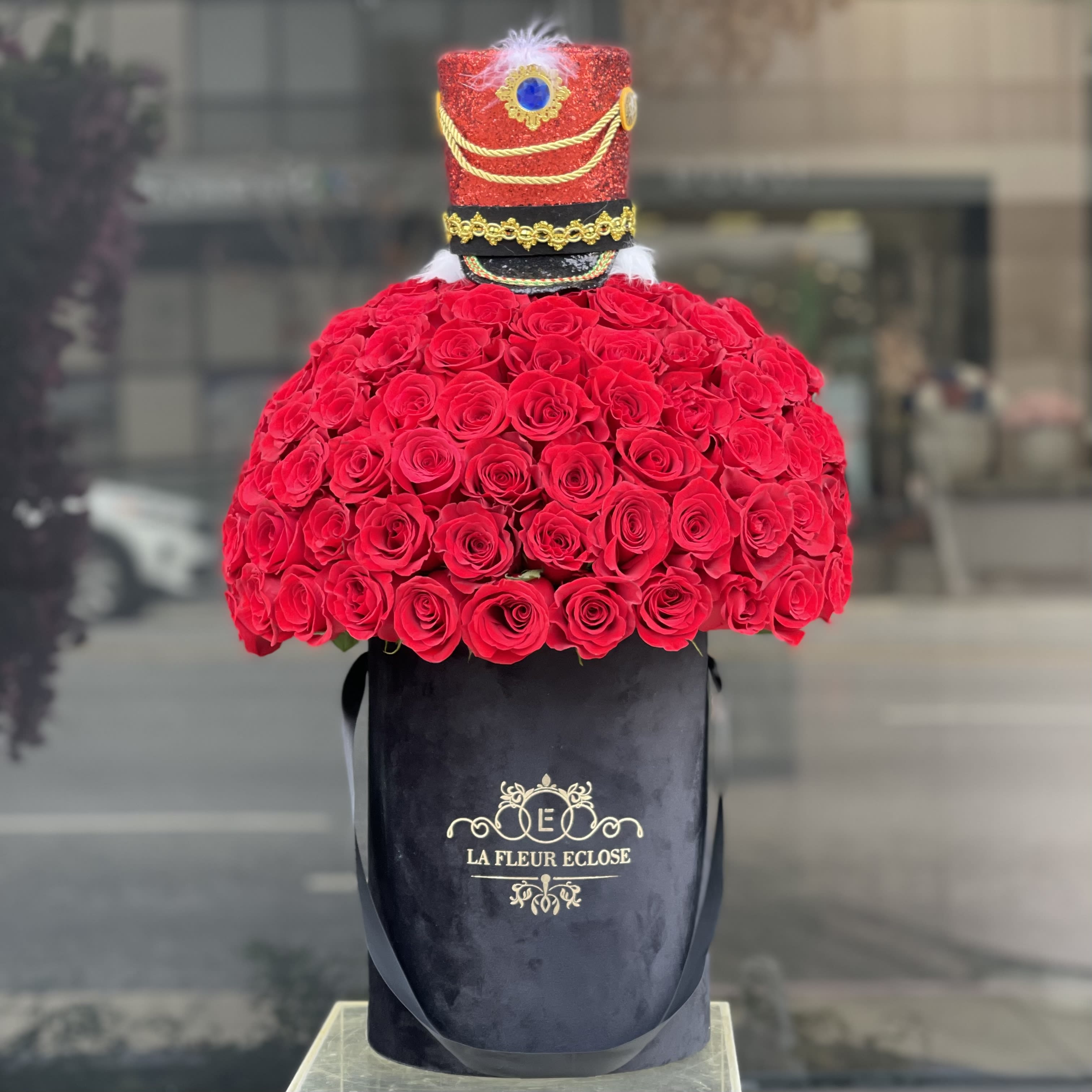 Nutcracker - 75 red roses 