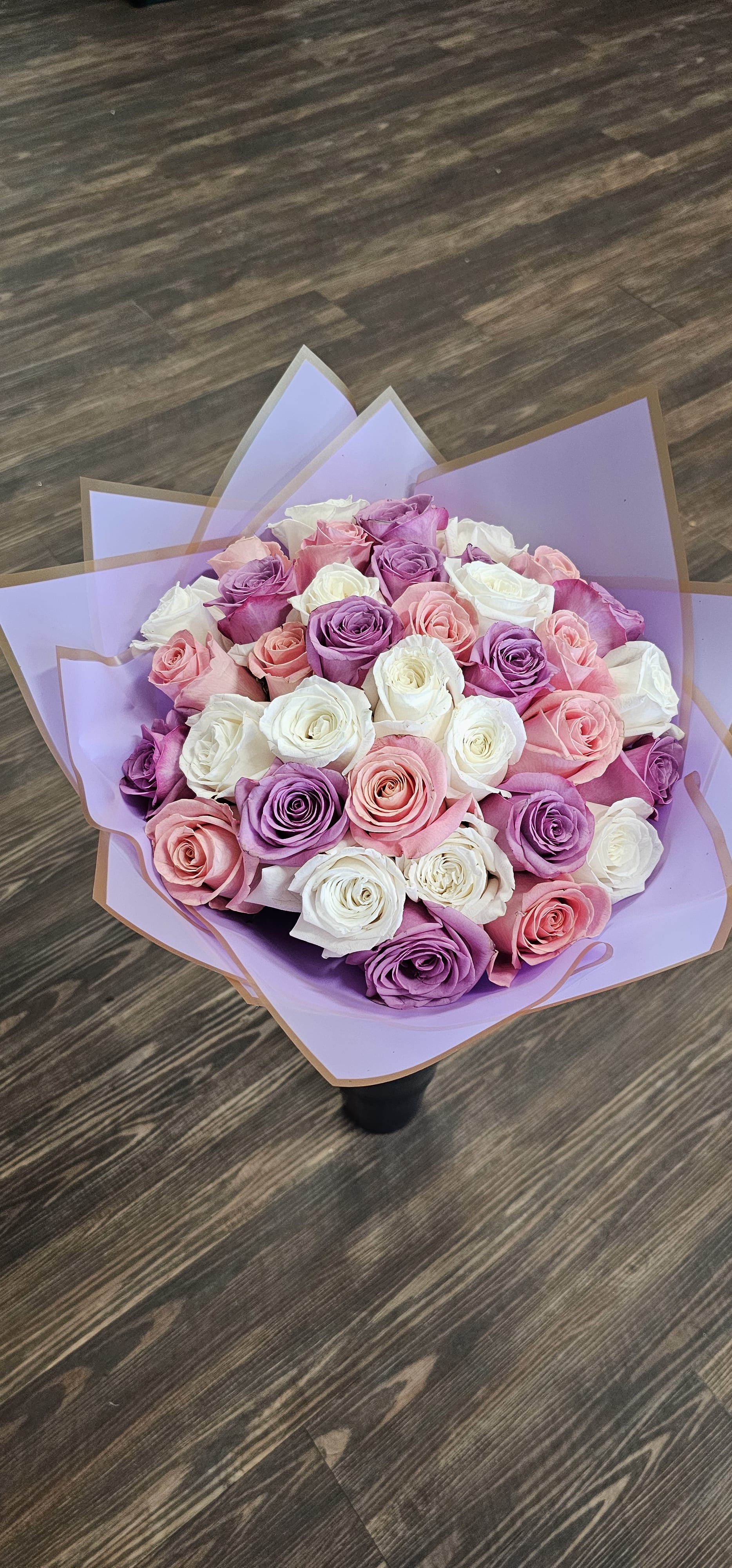 Sweet Girl - 36 mixed roses  You choice any color  Bring a little smile to your favorite person 