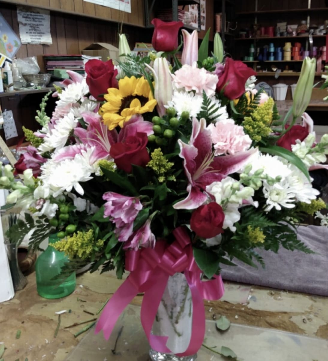 FR-85 Fresh Vased Arrangement - Designer choice of fresh cut flowers - in vase or wicker basket.  Colors can be requested or designer can choose.