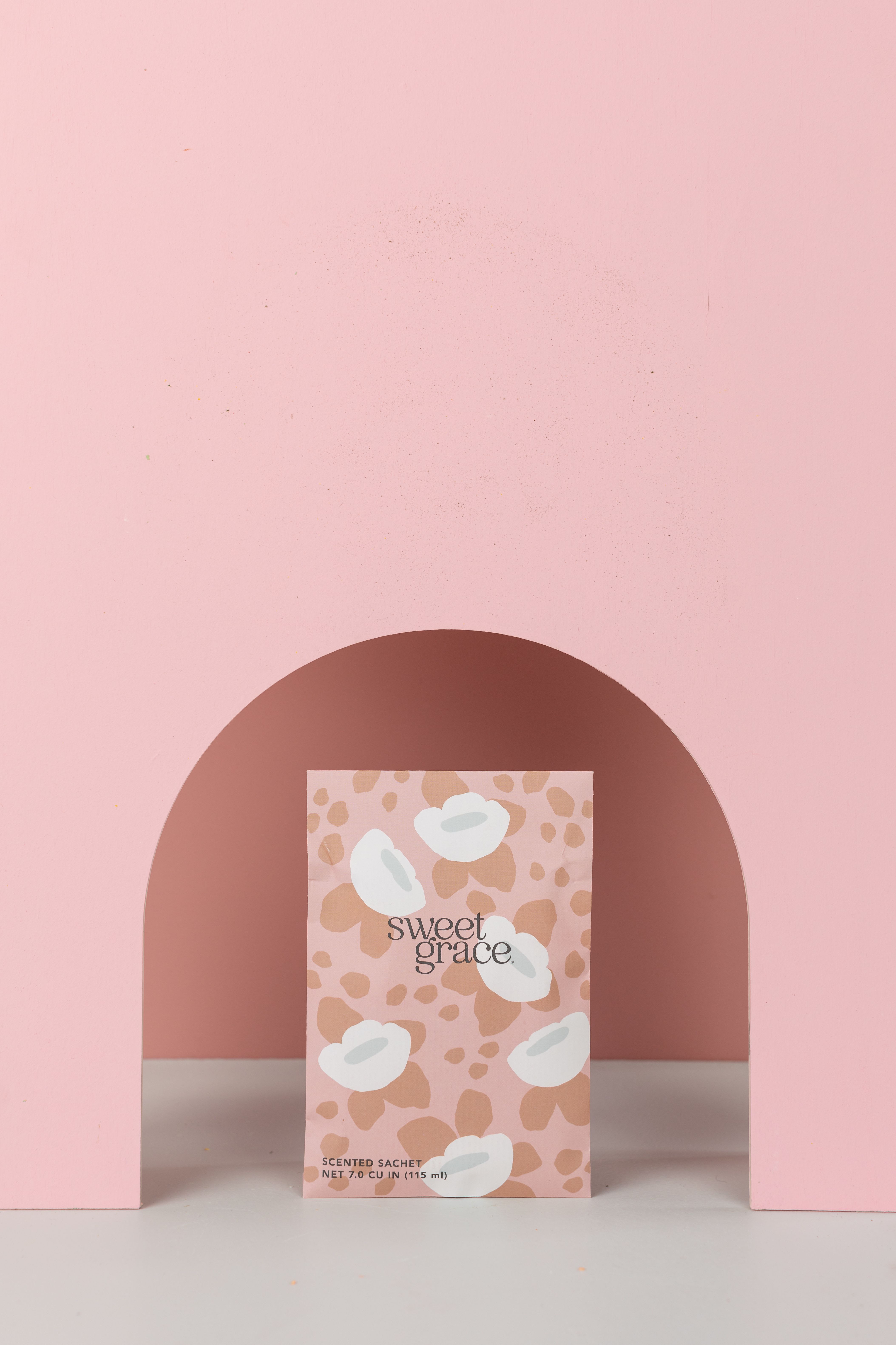 Sweet Grace Gift Set / Care package - Illuminate the preciousness of life and effortless beauty of passionate fruits radiating with sparkling tea and classic patchouli. Sweet Grace Gift Set includes a hand picked assortment of Sweet Grace fragranced products.