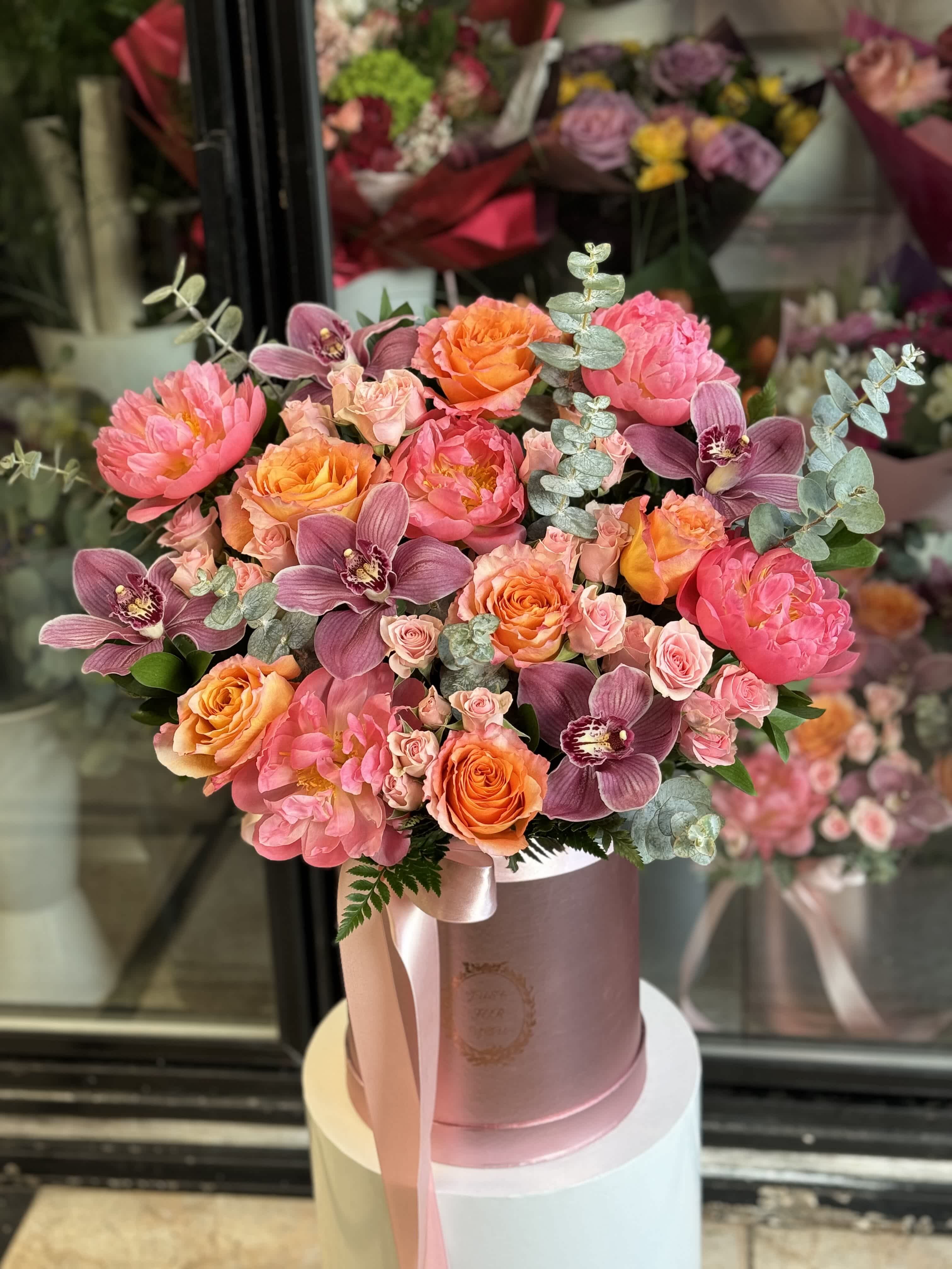 Flowers Box with peonies .  The photo shows a standard size. - The photo shows a standard size.