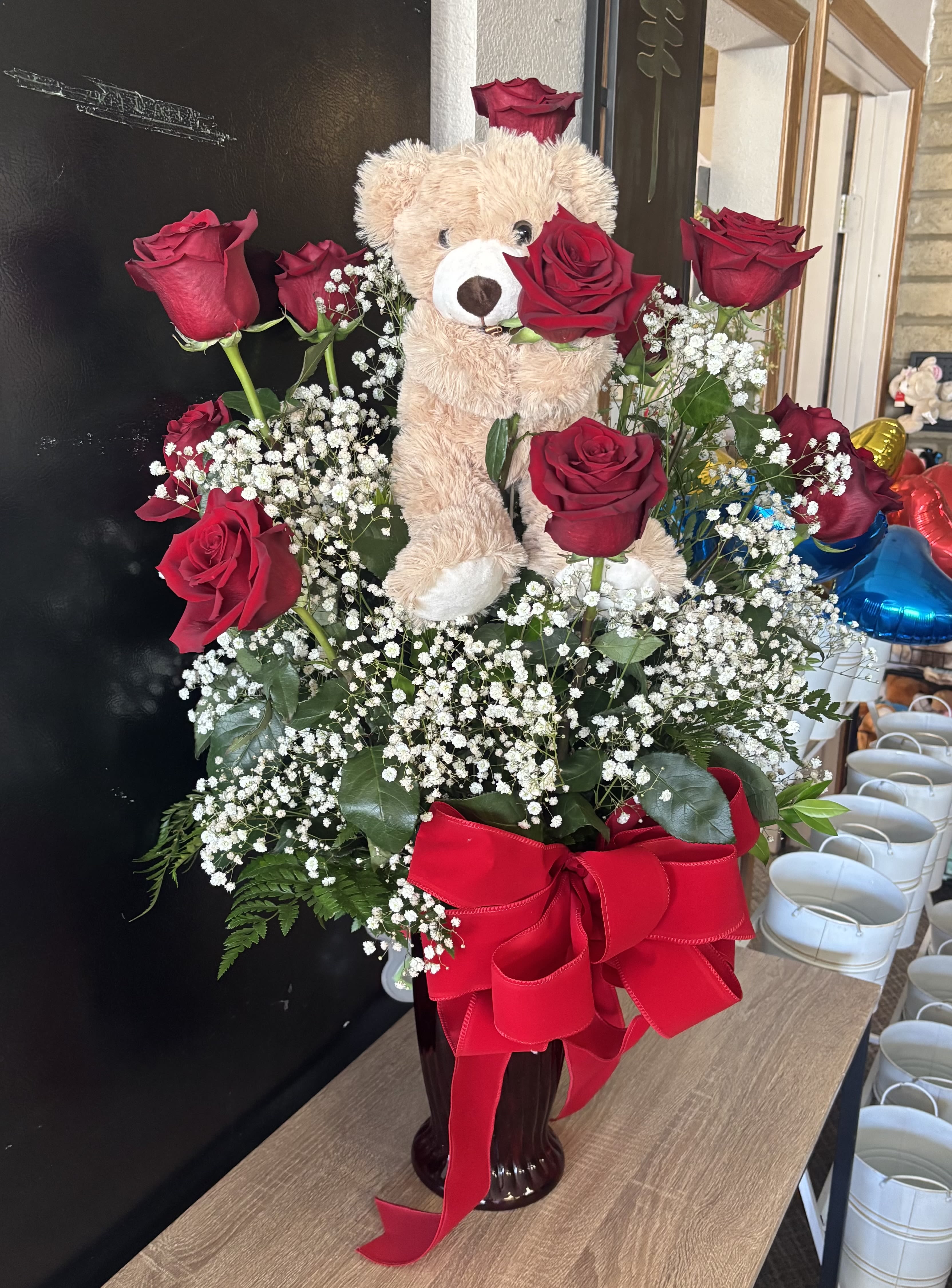 Dozen Red Roses &amp; Bear  - twelve fresh red roses with bear 