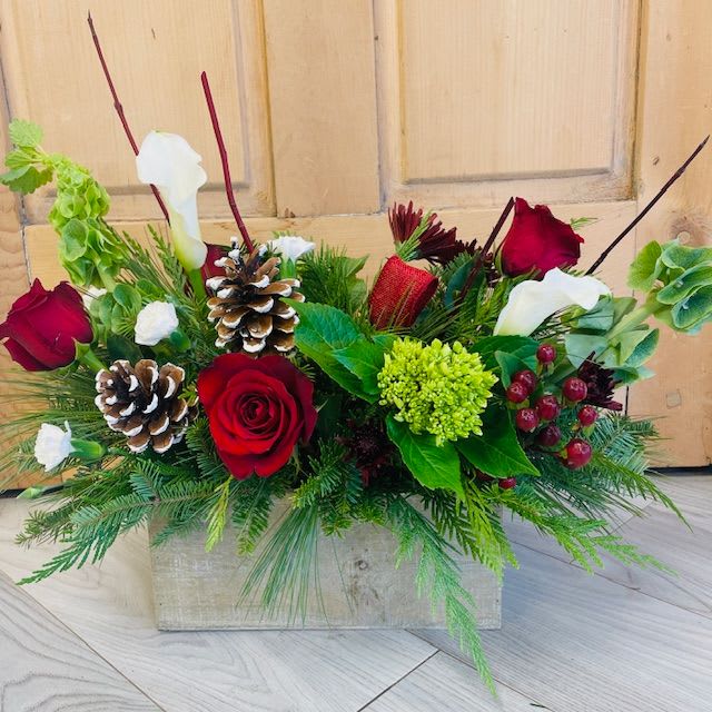 Premium Christmas Arrangement  - Holiday themed  All around 